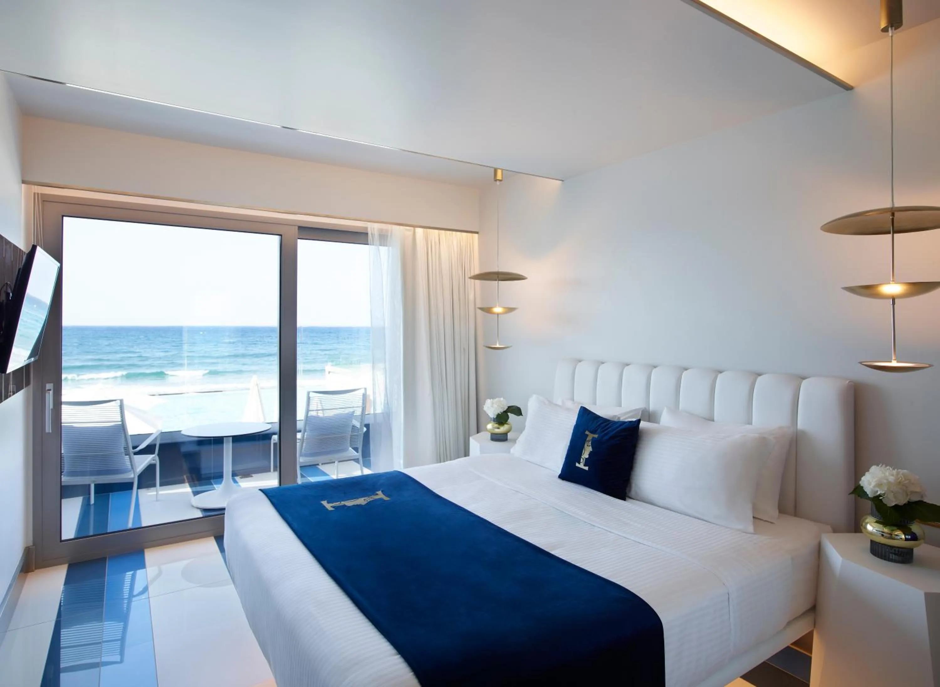 Bedroom, Bed in I Resort Beach Hotel & Spa