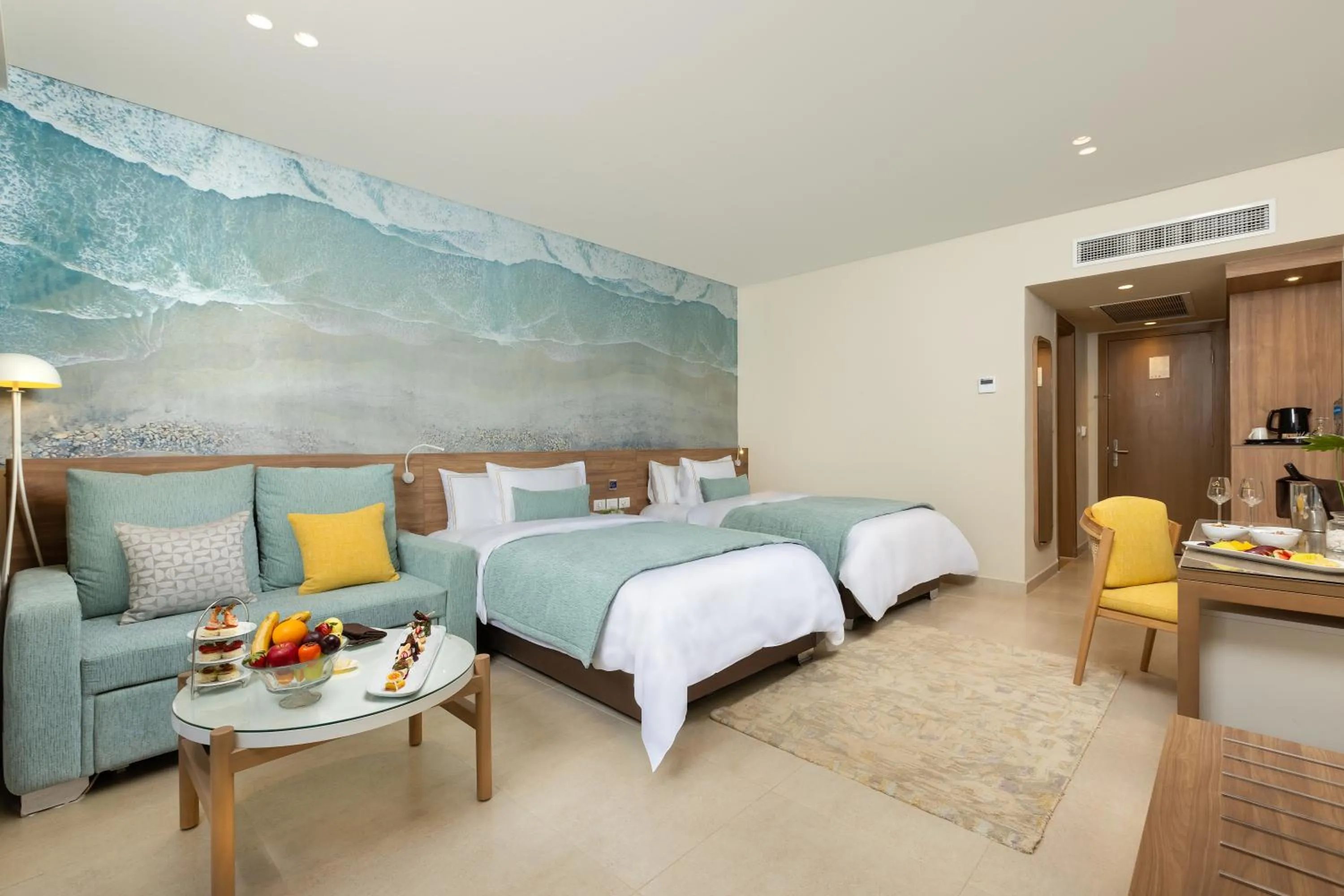 Bed in Amwaj Oyoun Resort