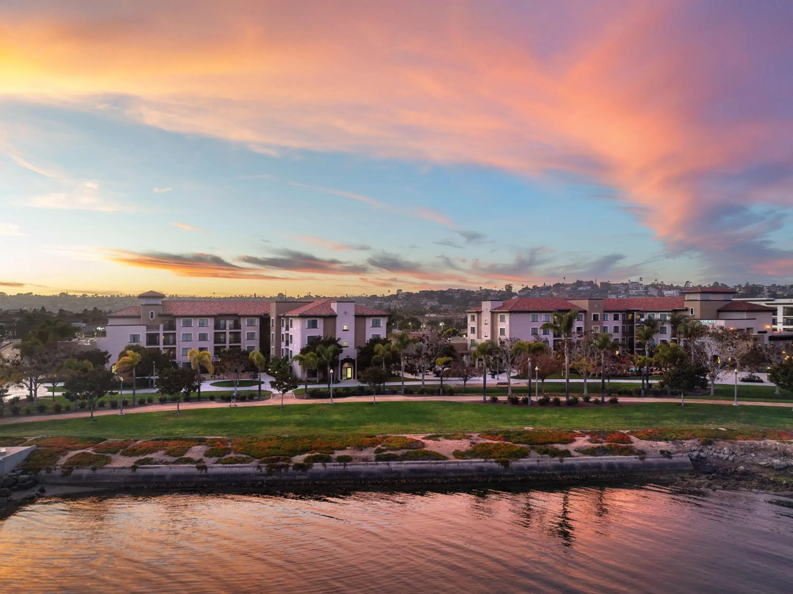 Property building in Homewood Suites by Hilton San Diego Airport-Liberty Station Property building in Homewood Suites by Hilton San Diego Airport-Liberty Station