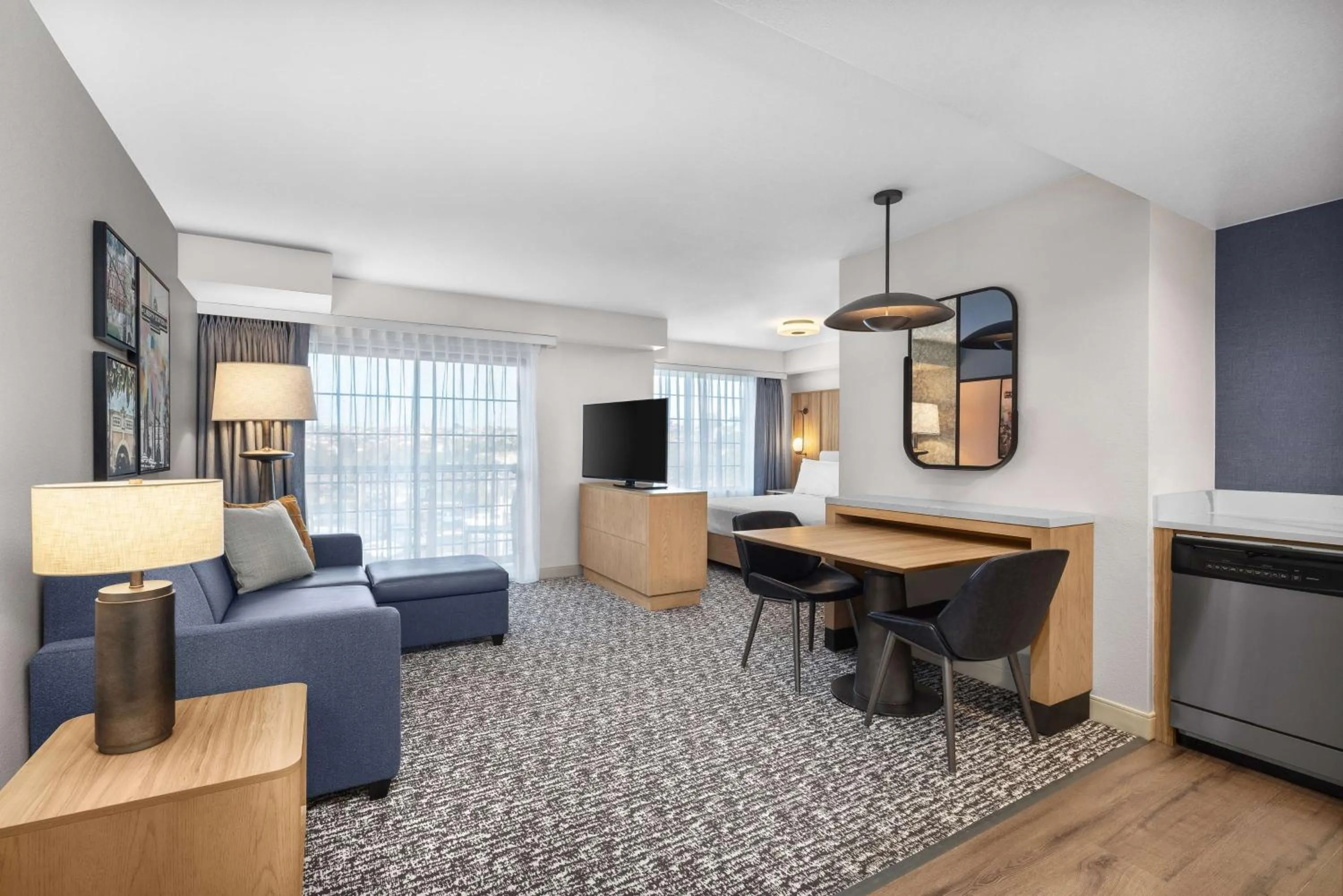 Living room in Homewood Suites by Hilton San Diego Airport-Liberty Station