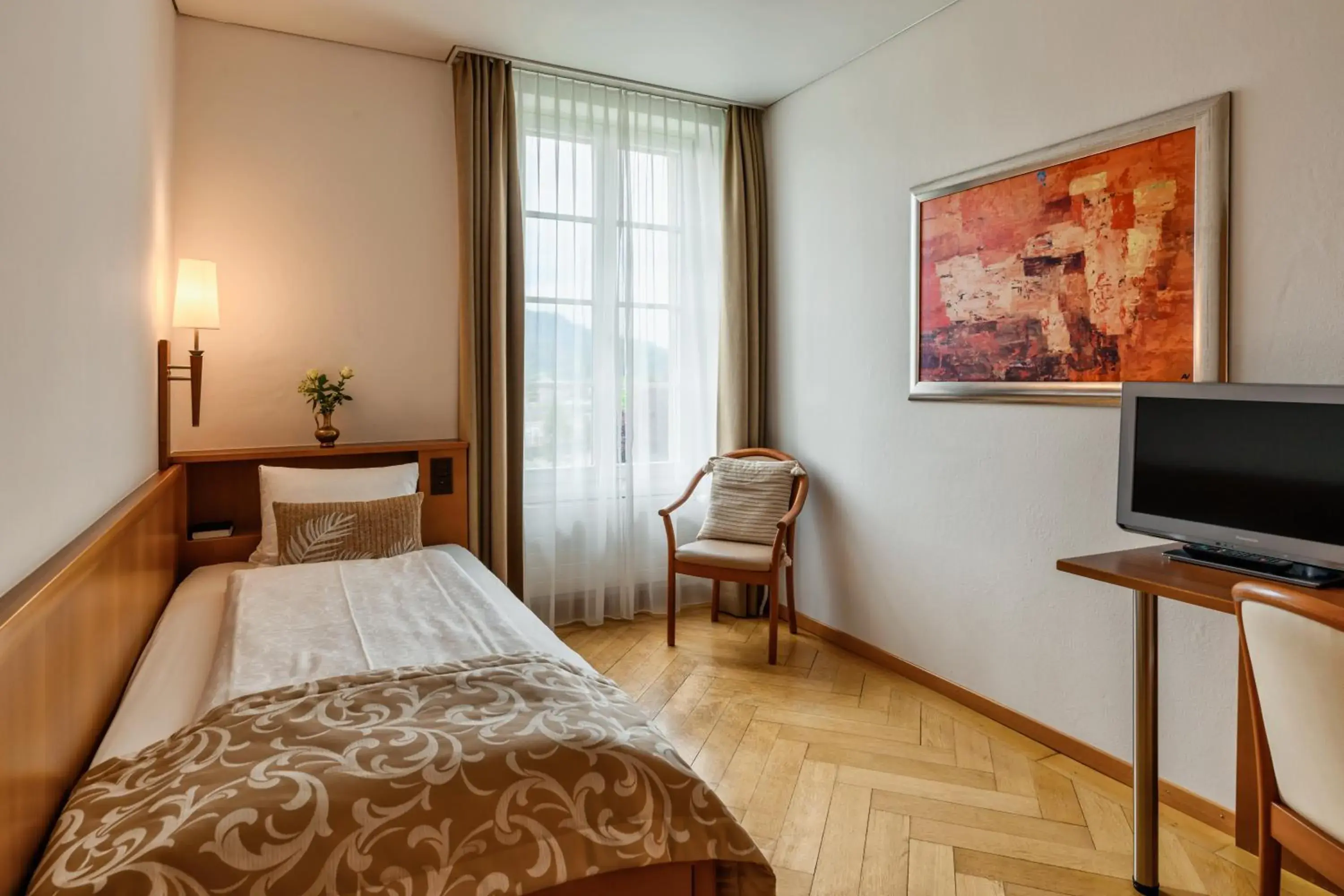 Single Room with Shower in Hotel Landgasthof Schönbühl Single Room with Shower in Hotel Landgasthof Schönbühl