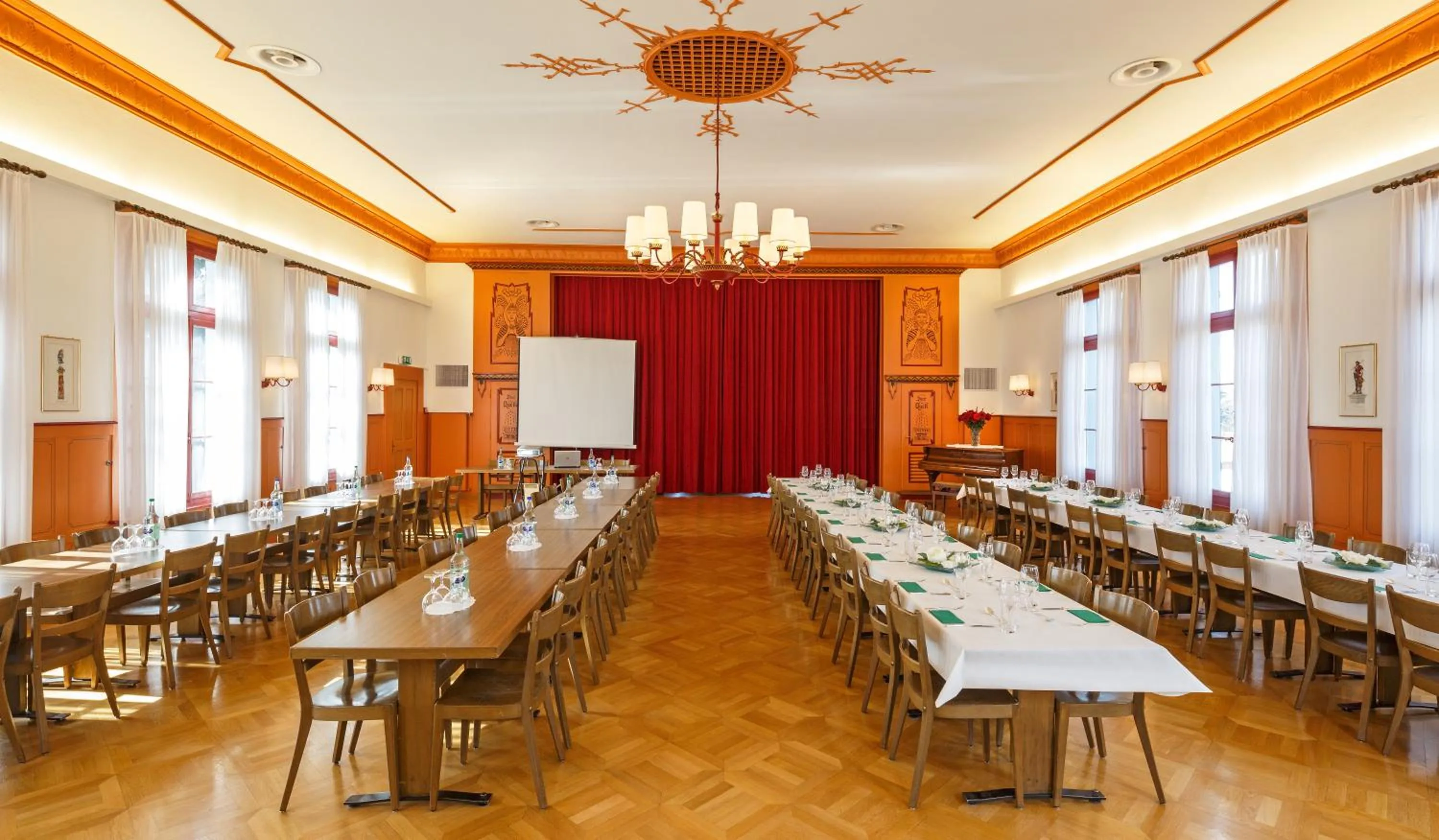 Meeting/conference room in Hotel Landgasthof Schönbühl
