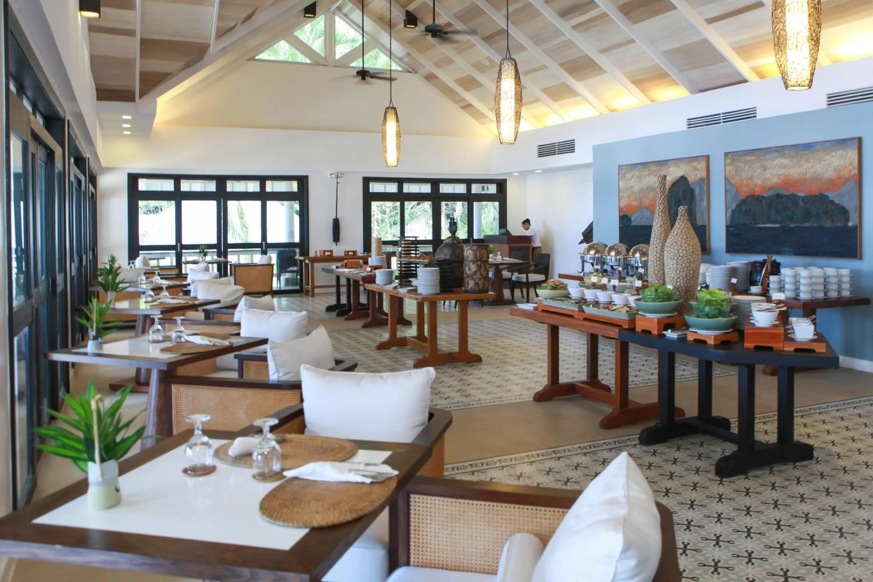 Restaurant/places to eat in El Nido Resorts Lagen Island