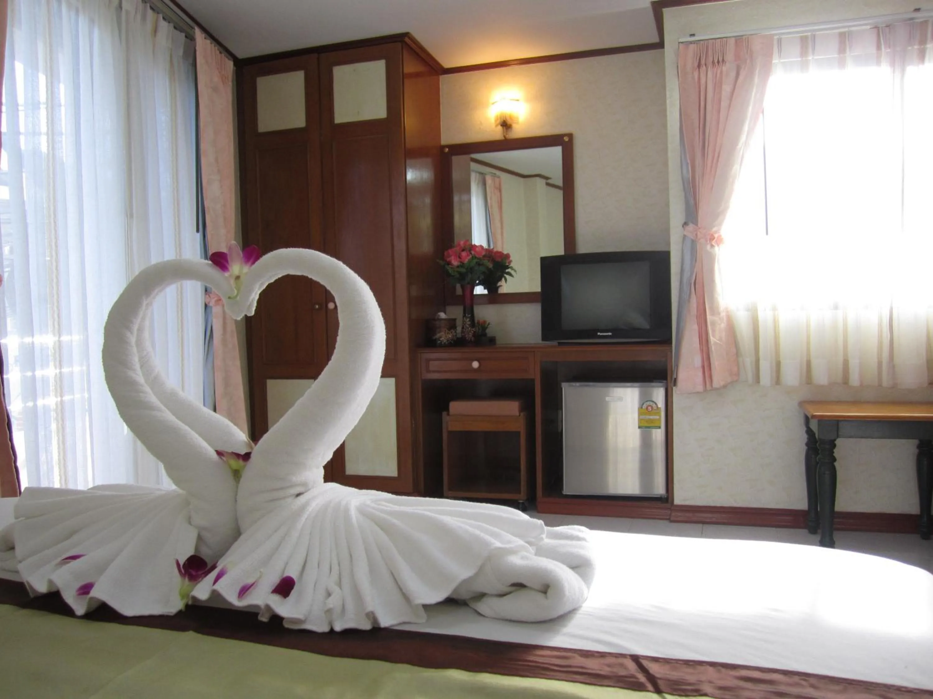TV and multimedia, Bed in Natacha Hotel