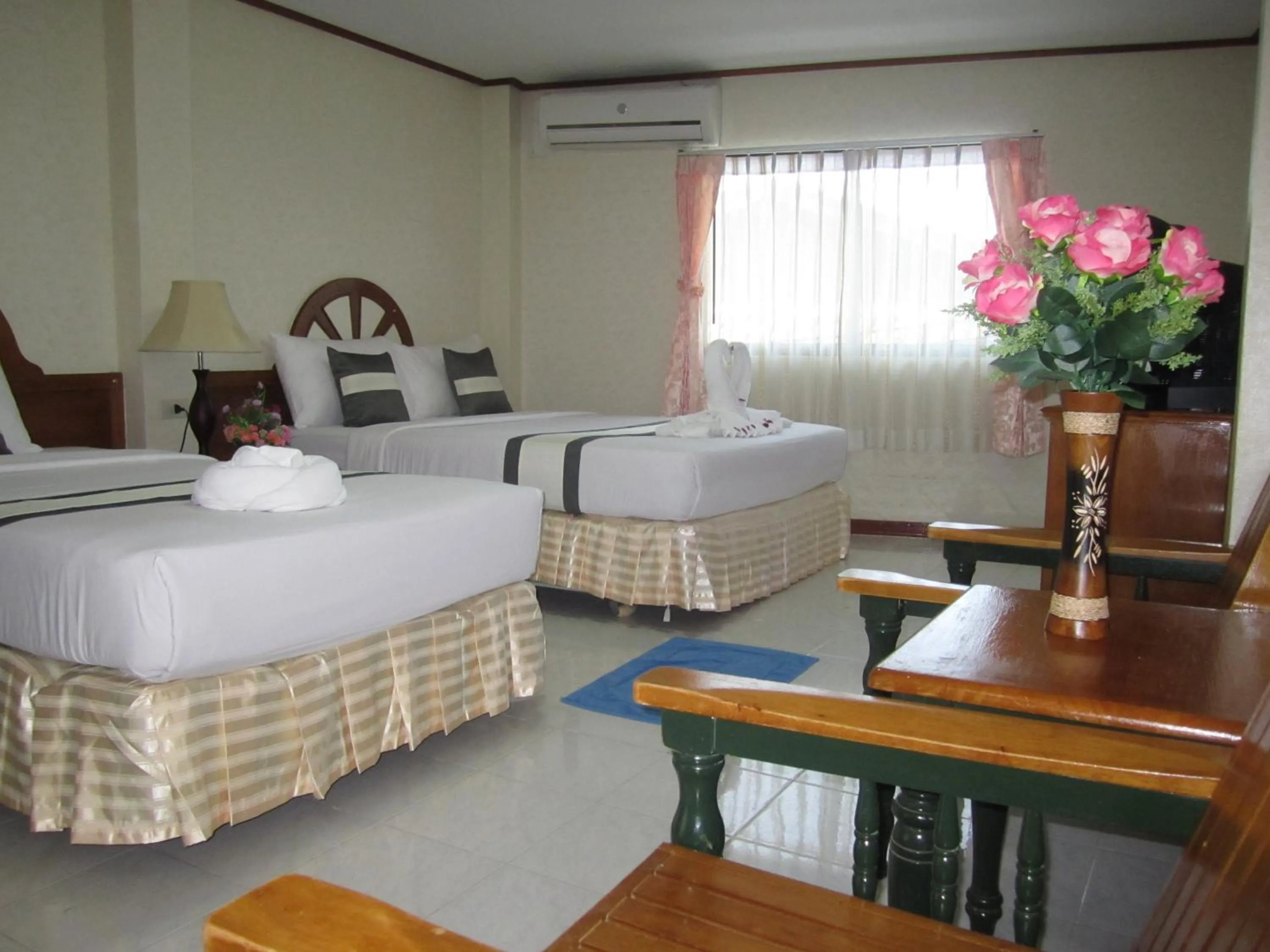 Seating area, Bed in Natacha Hotel