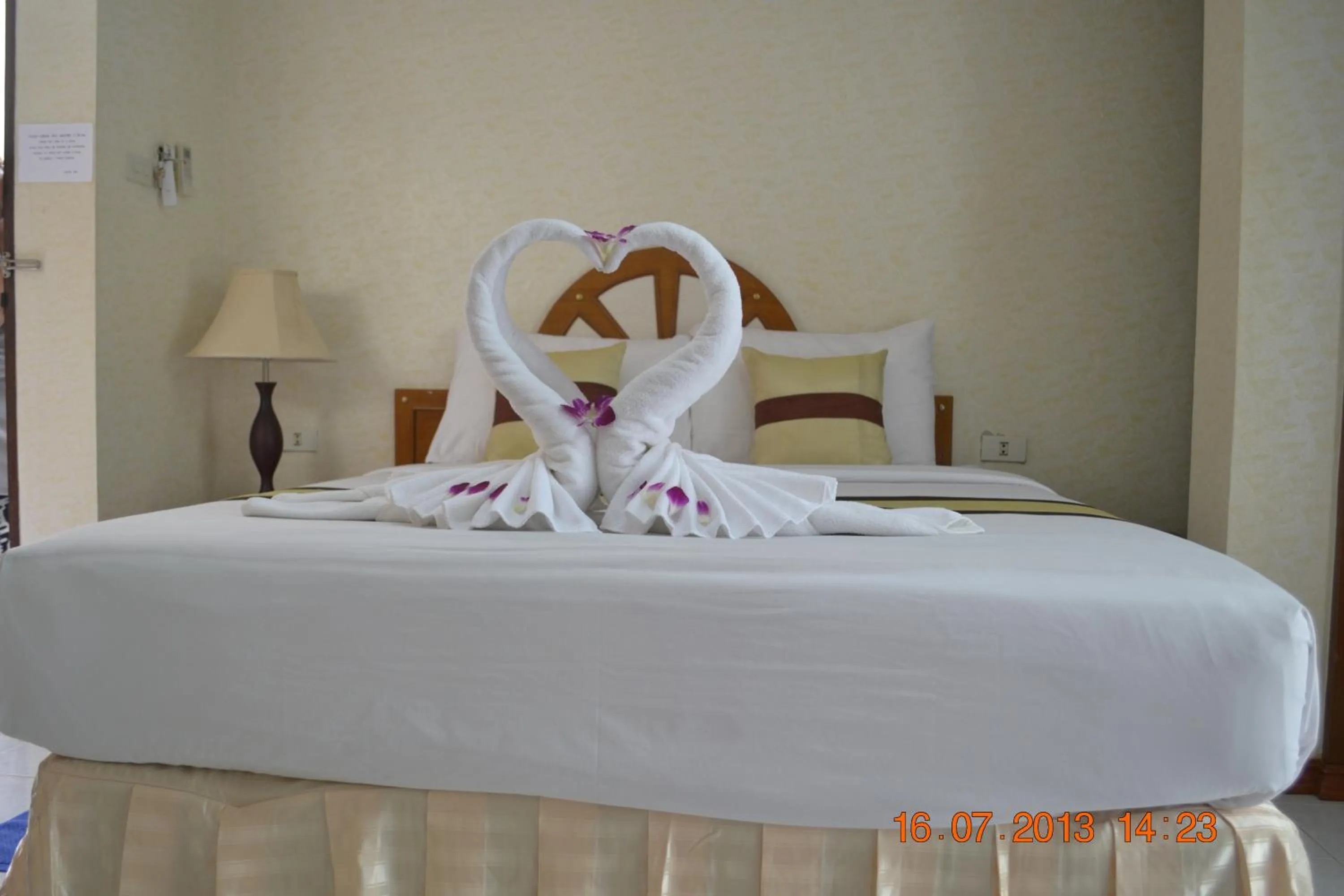 Bed in Natacha Hotel