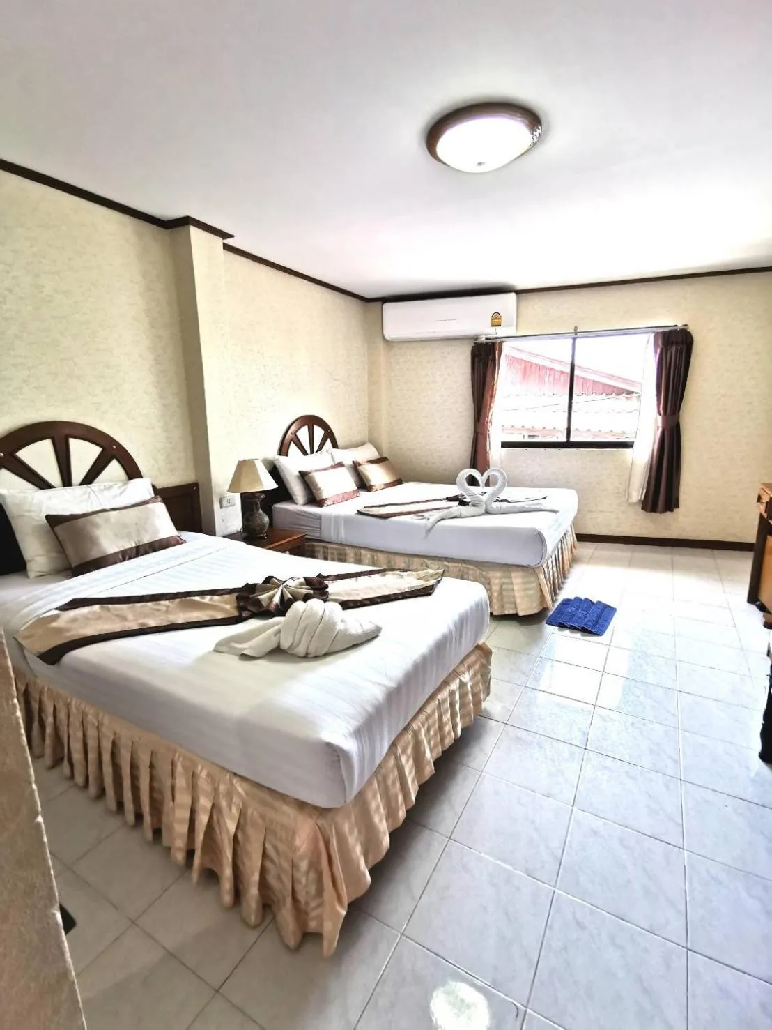 Bed in Natacha Hotel