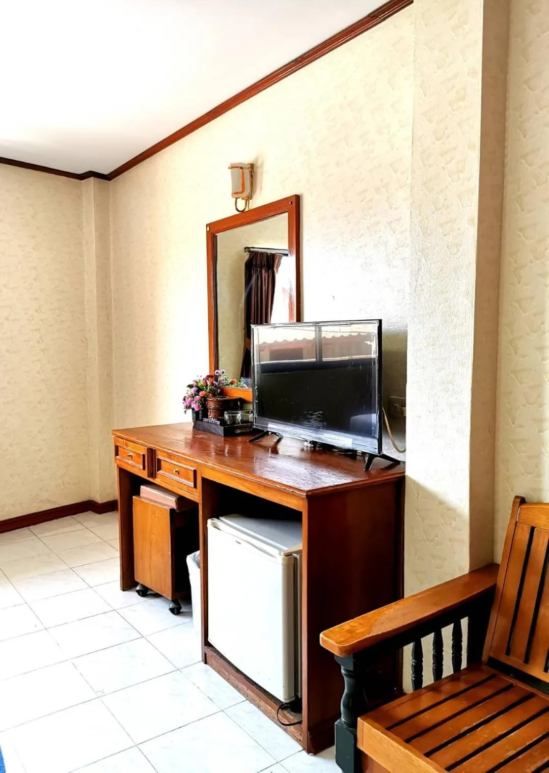 TV and multimedia in Natacha Hotel