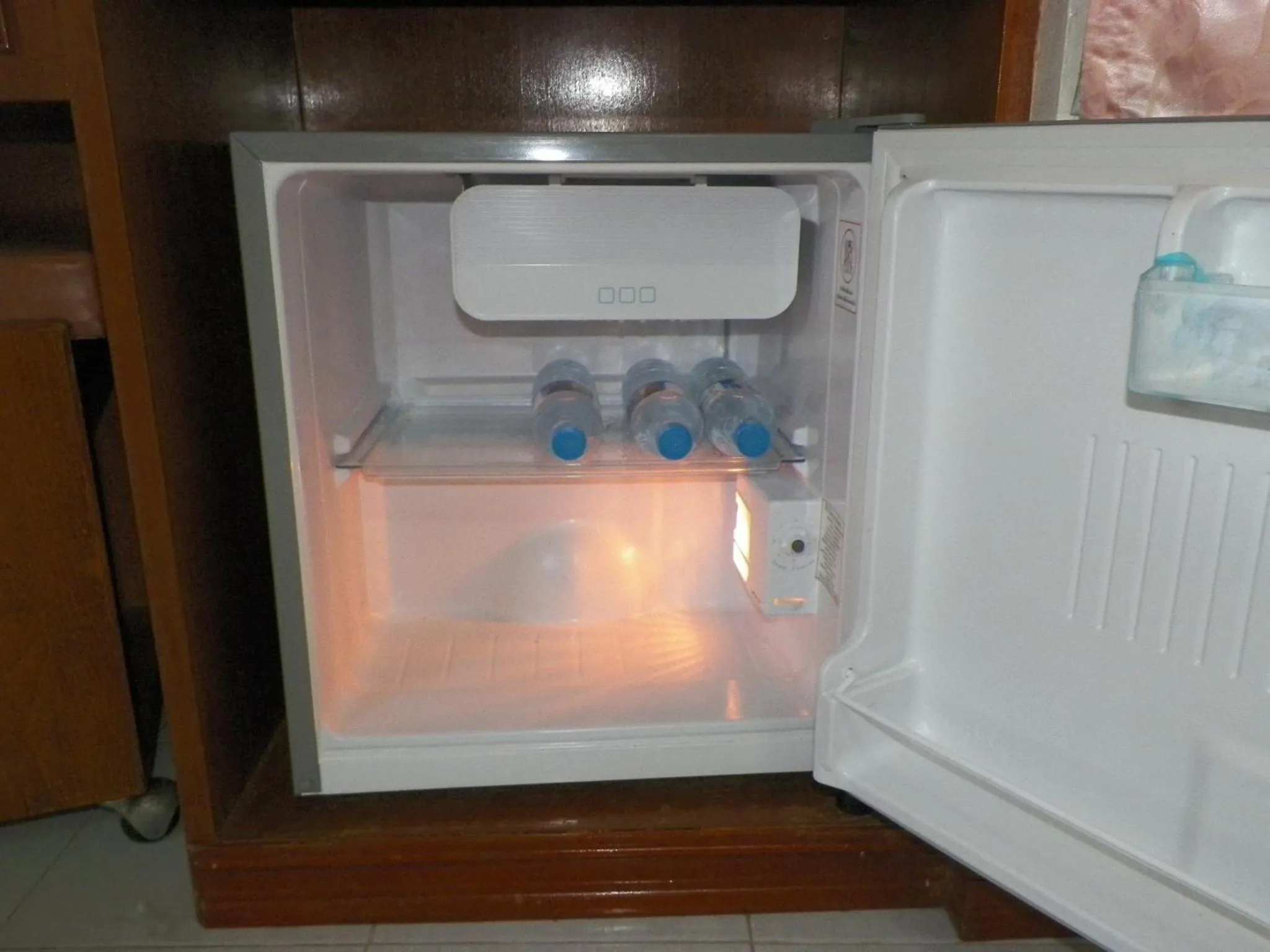 Coffee/tea facilities in Natacha Hotel