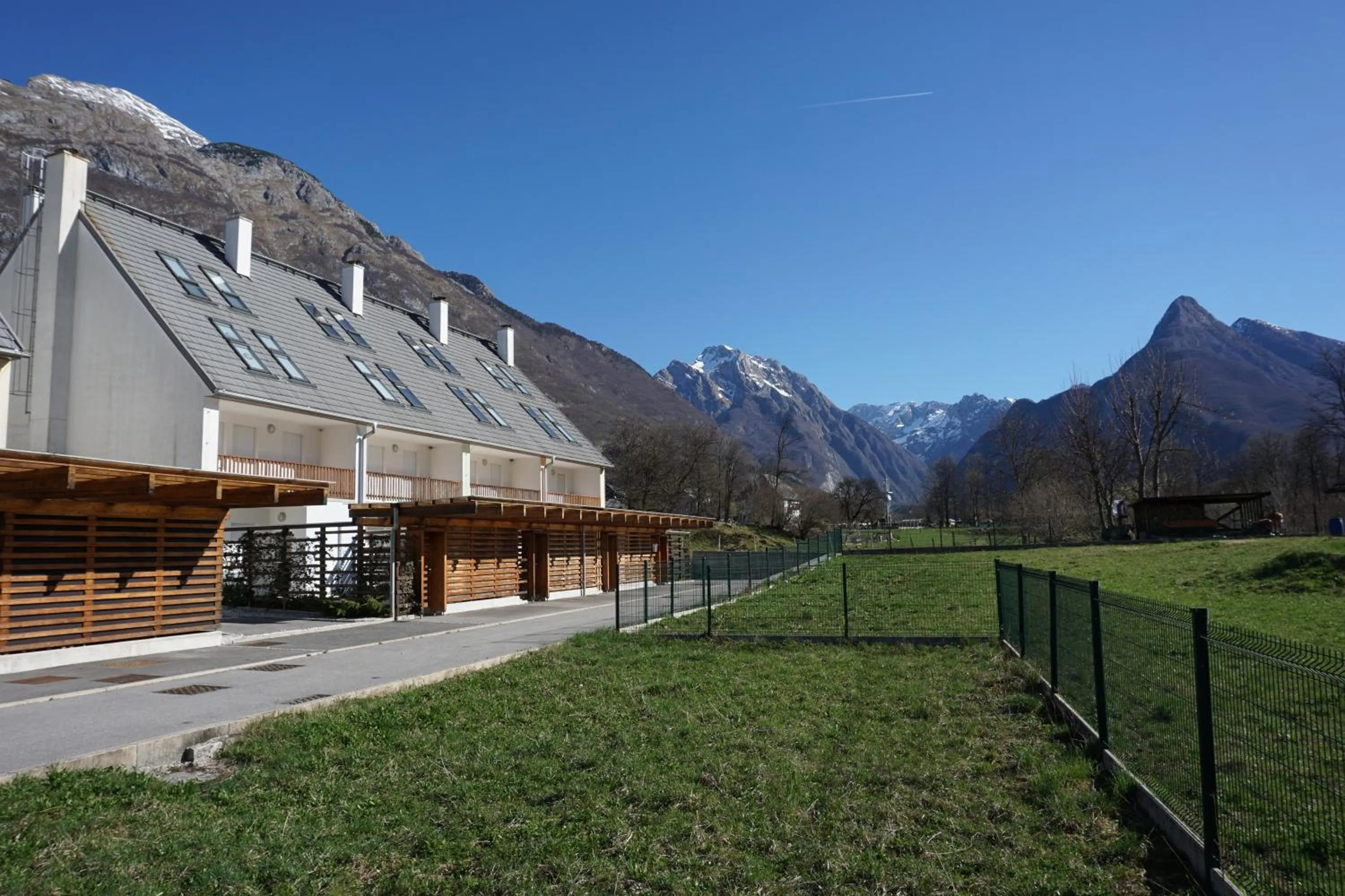 Facade/entrance in ALPIN apartma