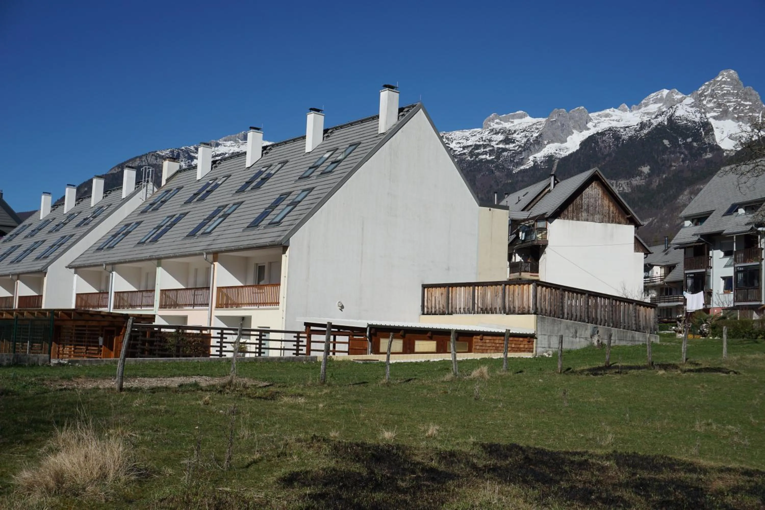 Property building in ALPIN apartma