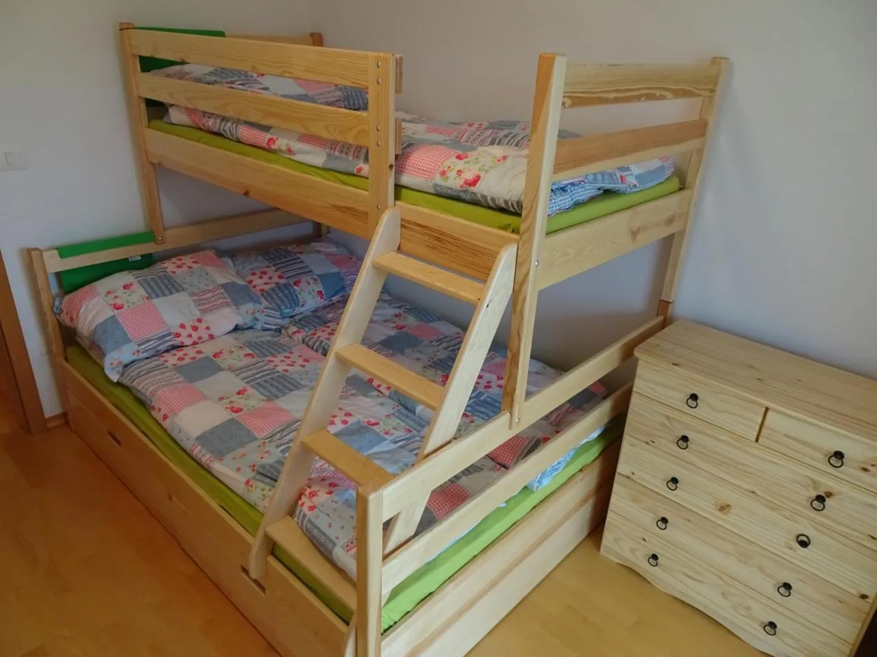 Photo of the whole room, Bed in ALPIN apartma