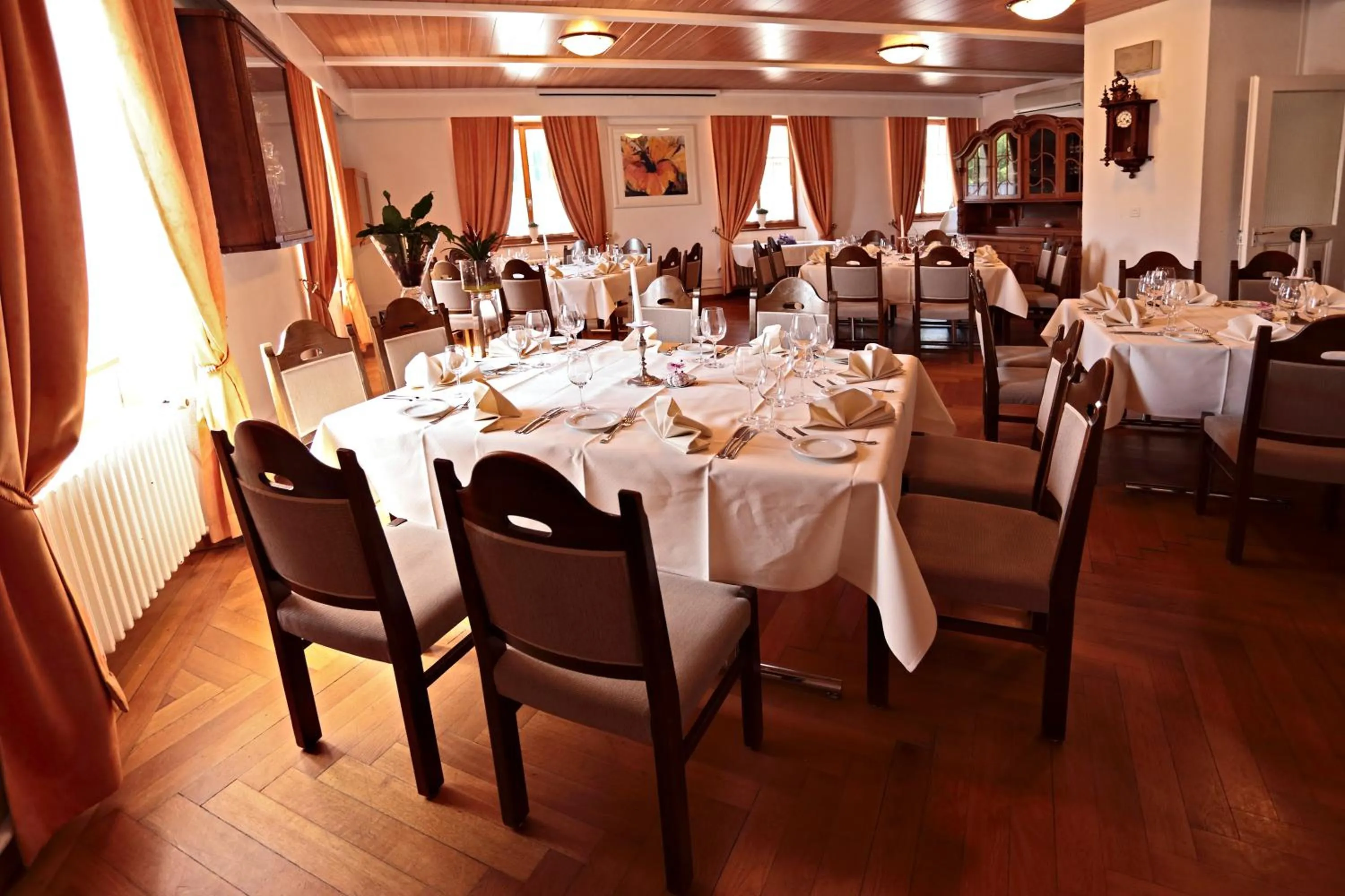 Restaurant/places to eat in Gasthof National