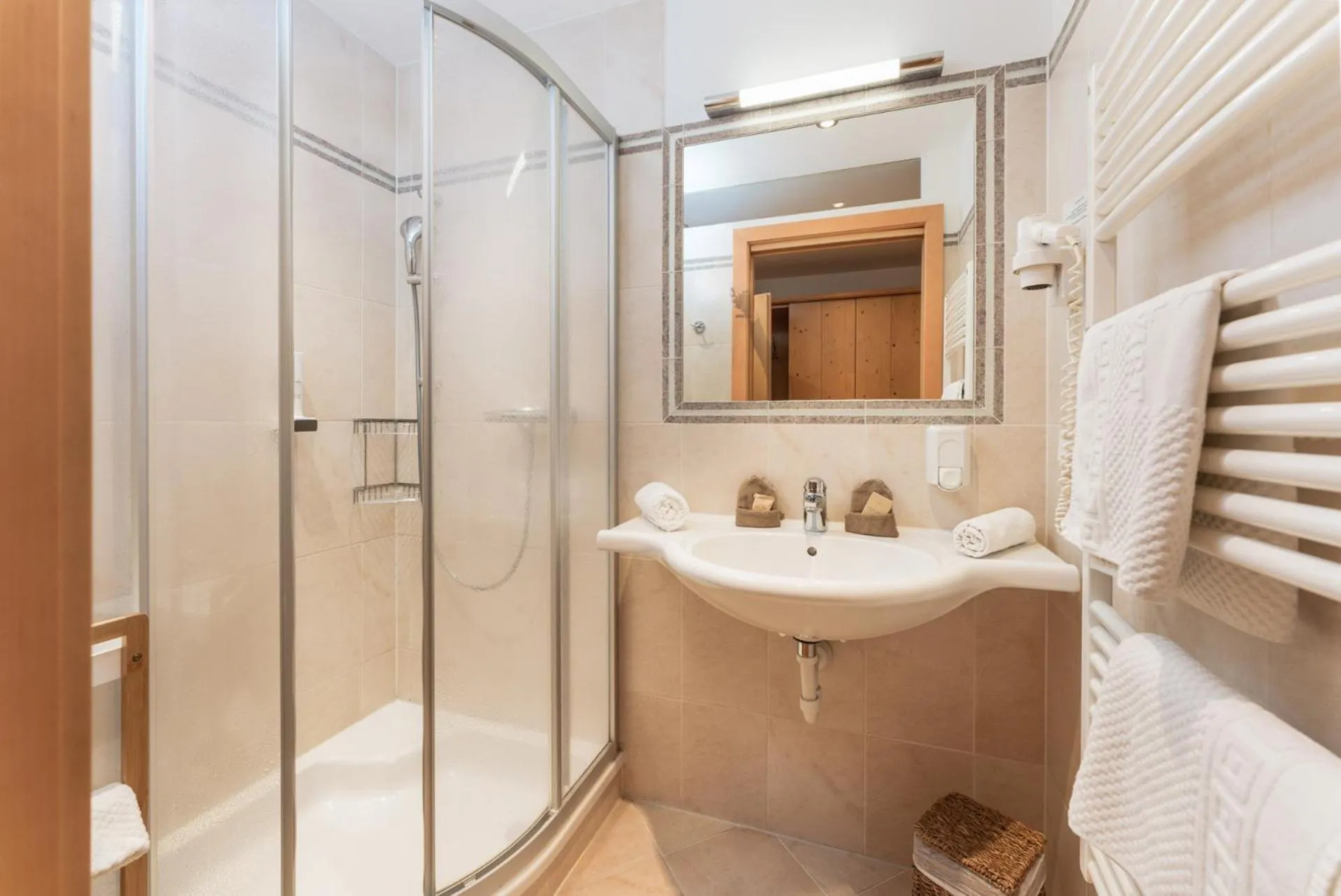 Bathroom in Sport & Familienhotel Bärenwirt