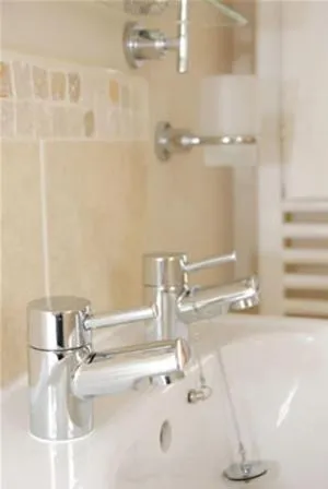 Bathroom in The Carlton