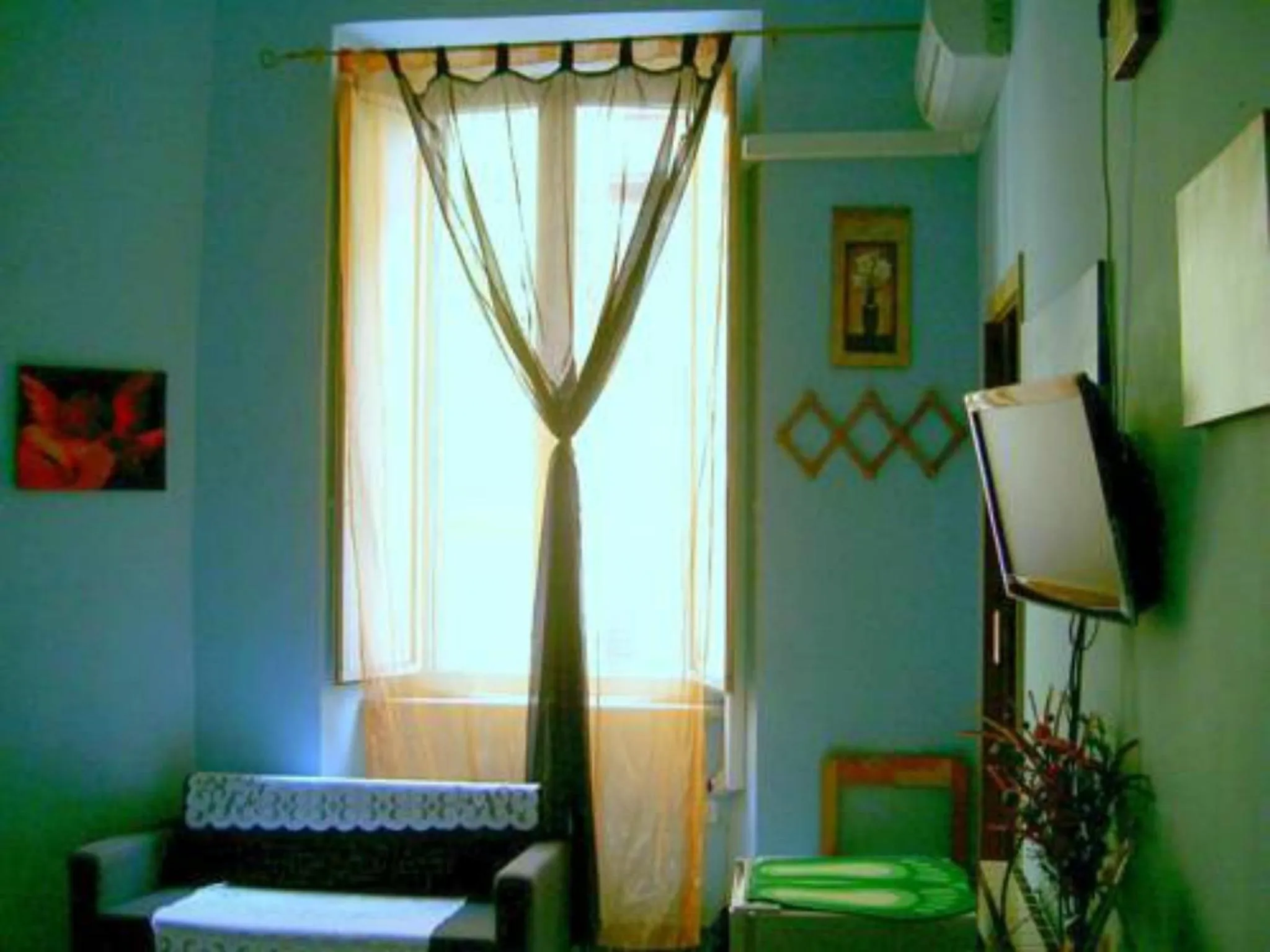 Decorative detail in B&B Cappellini