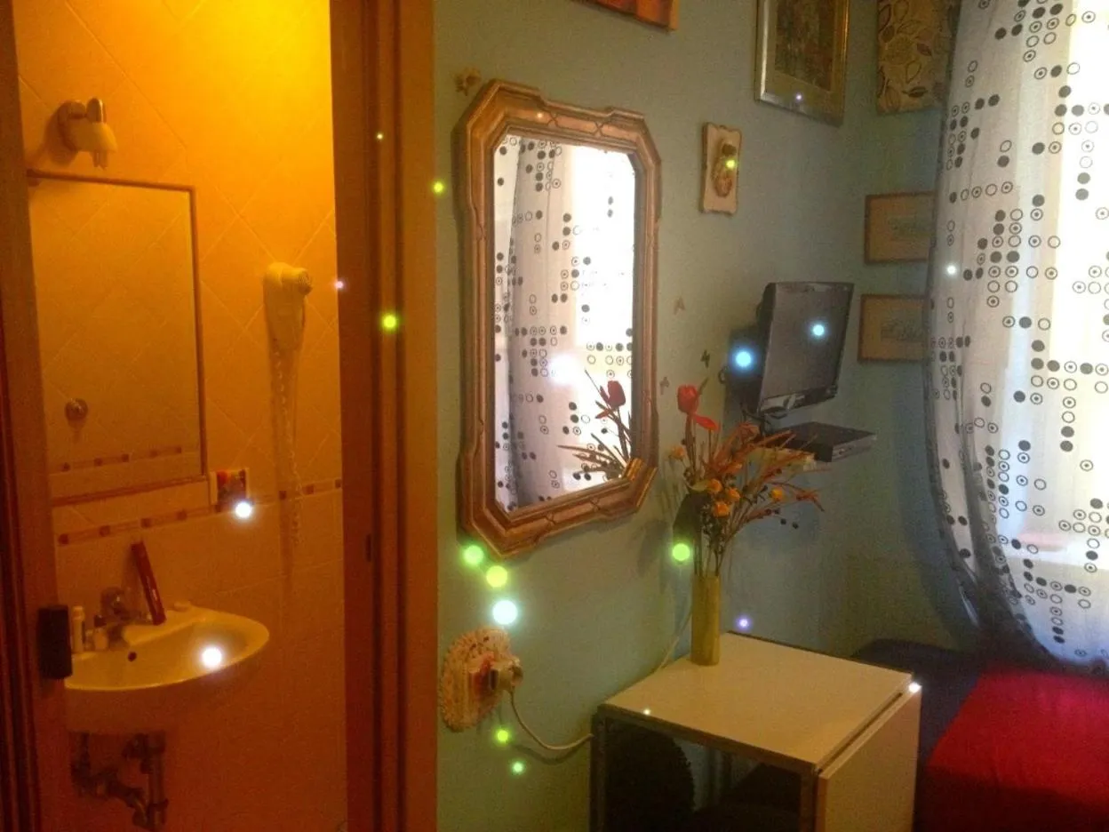 Photo of the whole room in B&B Cappellini