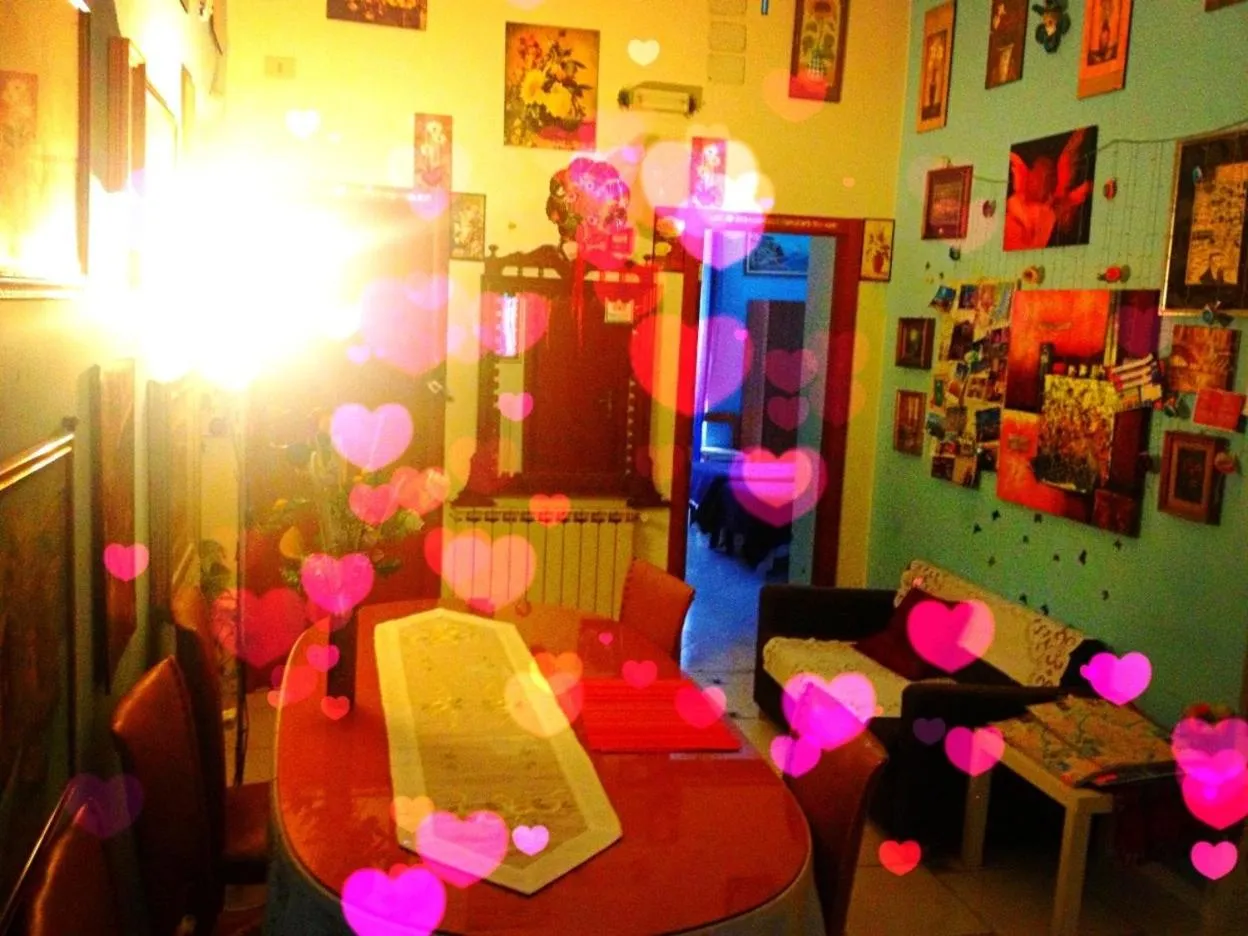 Communal lounge/ TV room in B&B Cappellini