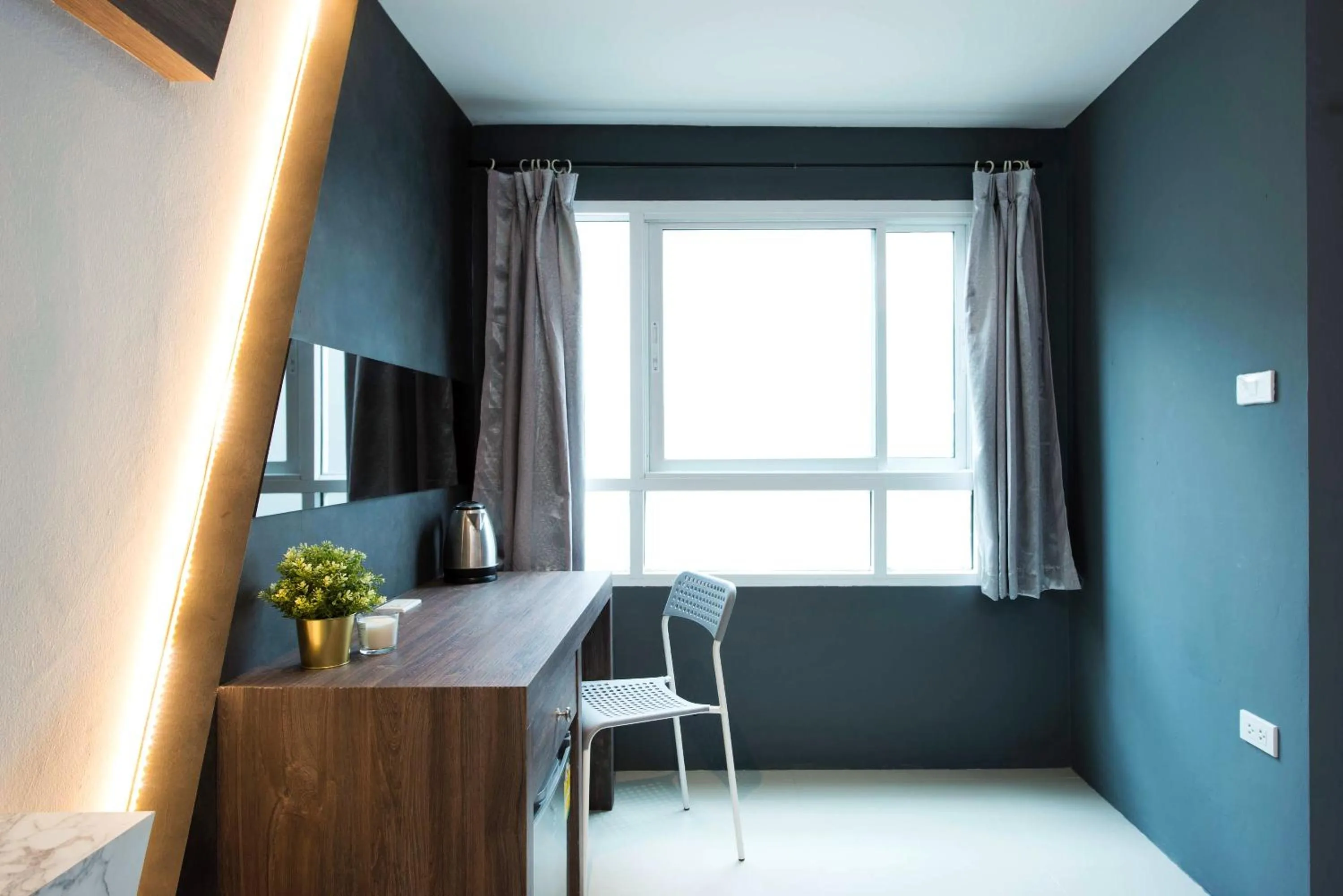 Bedroom in NW Apartment Lasalle 59