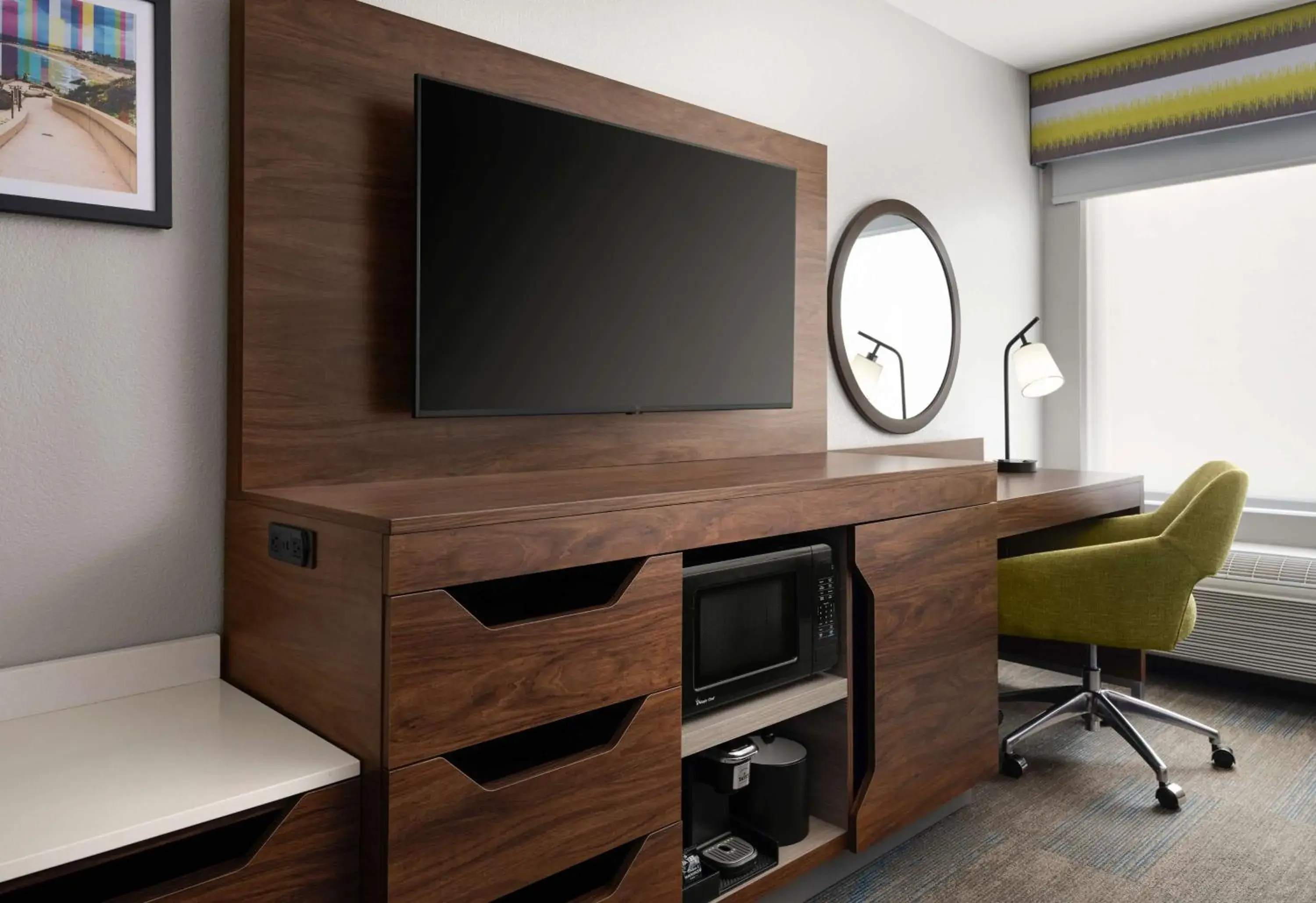 Bedroom, Bed in Hampton Inn San Diego/Del Mar Bedroom, Bed in Hampton Inn San Diego/Del Mar