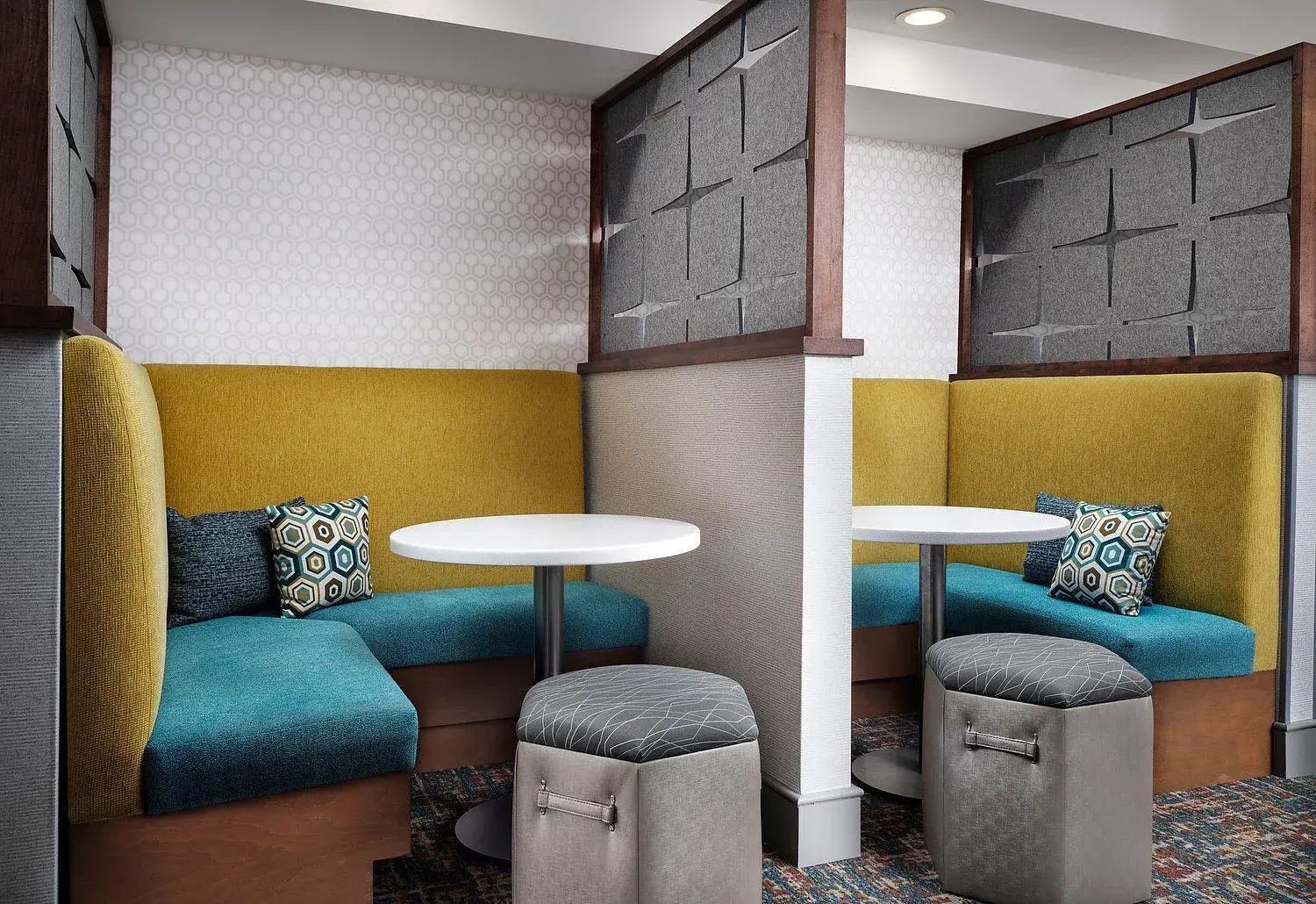 Property building in Hampton Inn San Diego/Del Mar Property building in Hampton Inn San Diego/Del Mar