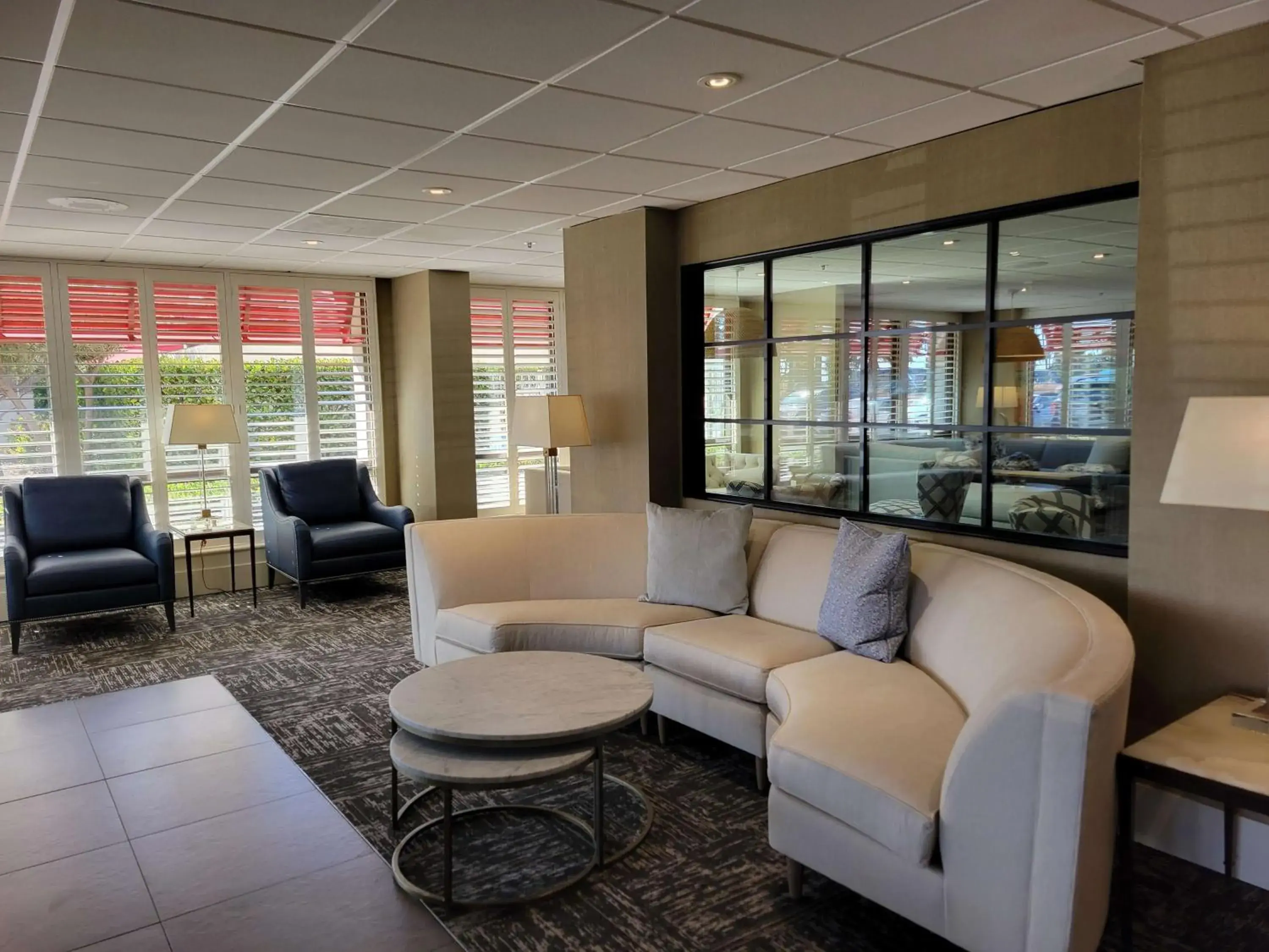 Lobby or reception in Hampton Inn by Hilton San Diego - Kearny Mesa Lobby or reception in Hampton Inn by Hilton San Diego - Kearny Mesa
