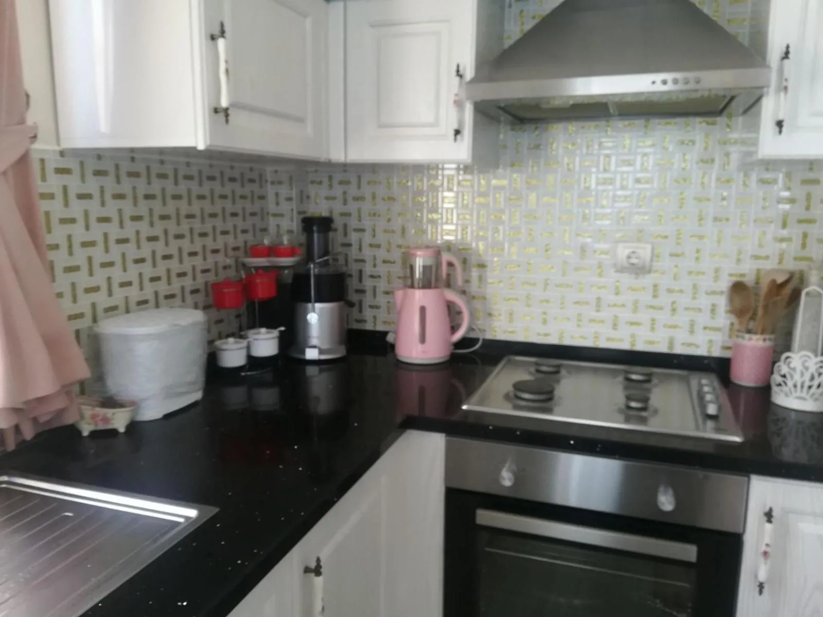 Coffee/tea facilities in Trabzon Sea Palace