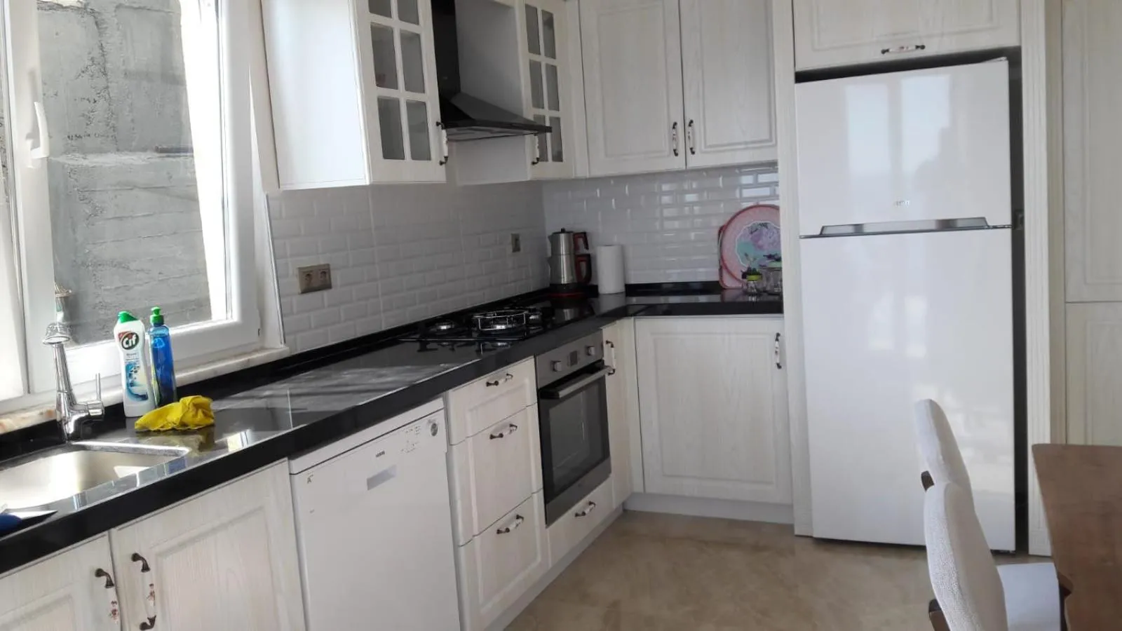 Kitchen or kitchenette in Trabzon Sea Palace