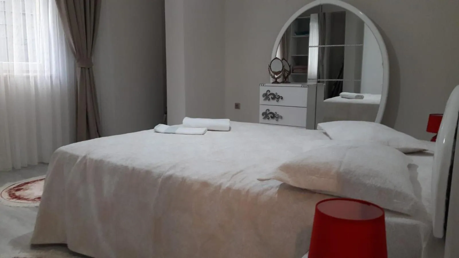 Photo of the whole room, Bed in Trabzon Sea Palace