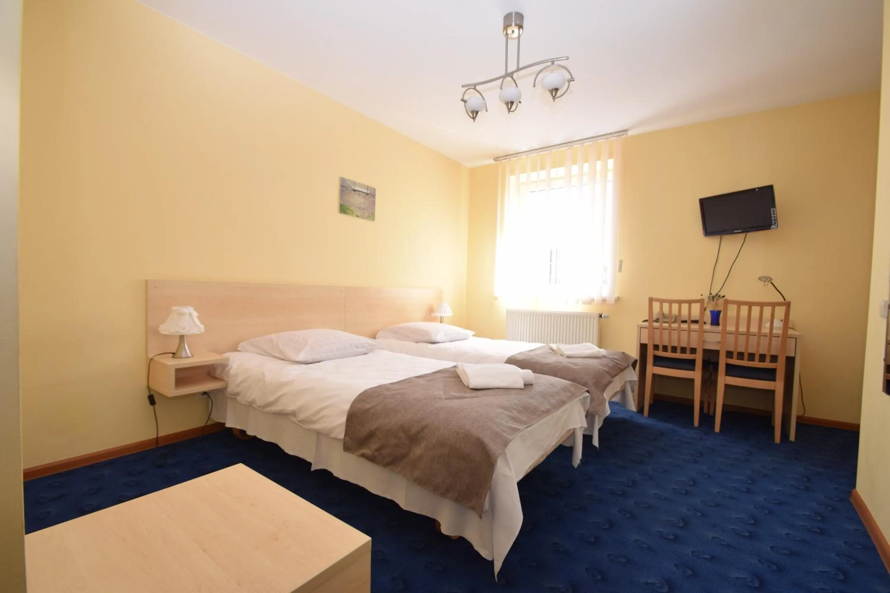 Bedroom, Bed in Hotel Tomas