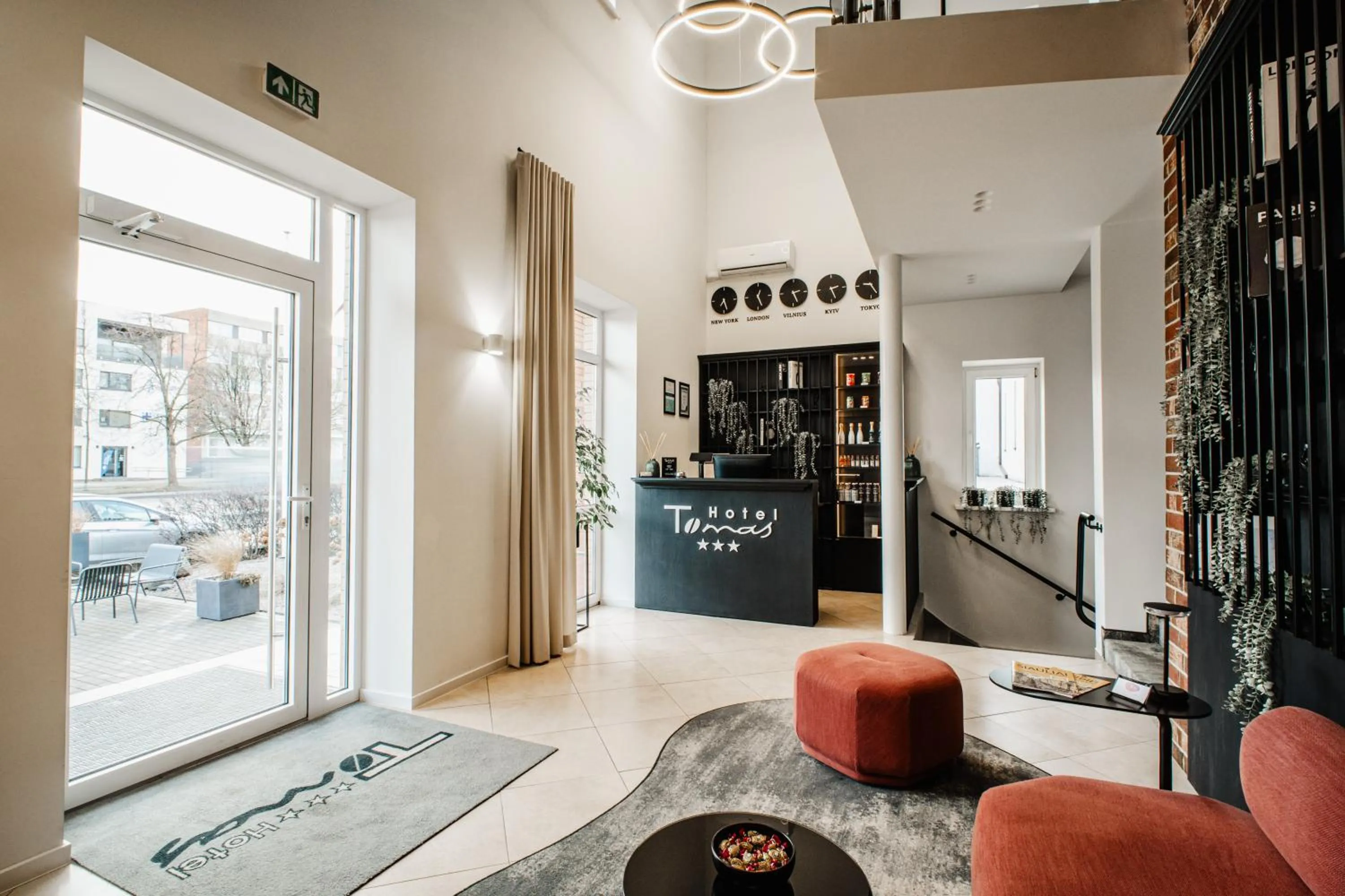 Property building in Hotel Tomas