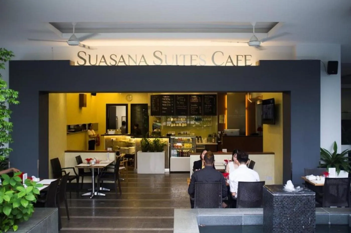 Restaurant/places to eat in Holiday Heaven