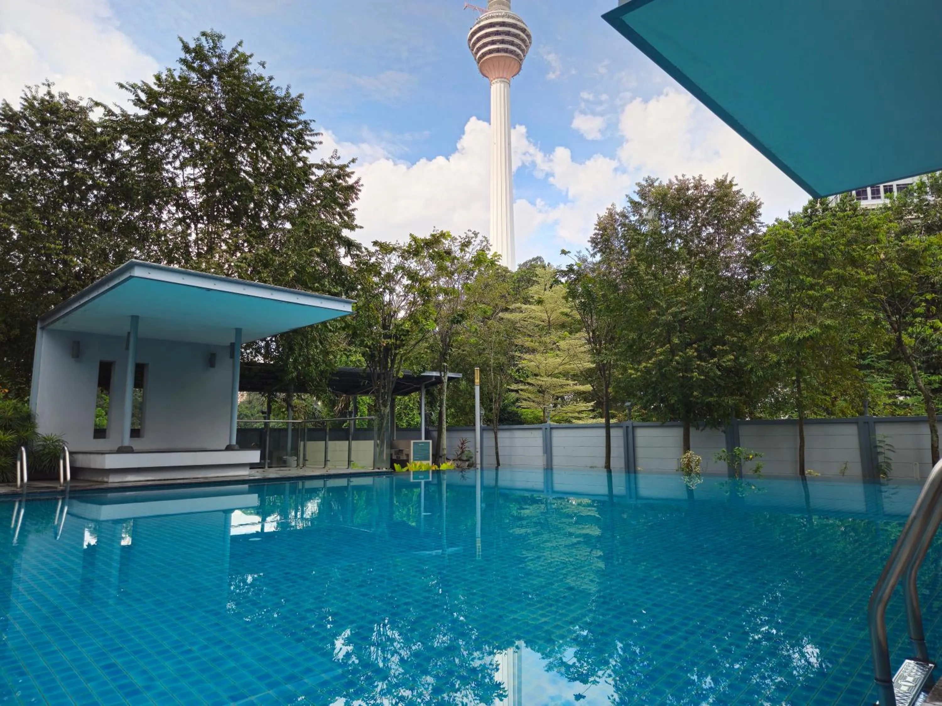 Landmark view in Holiday Heaven