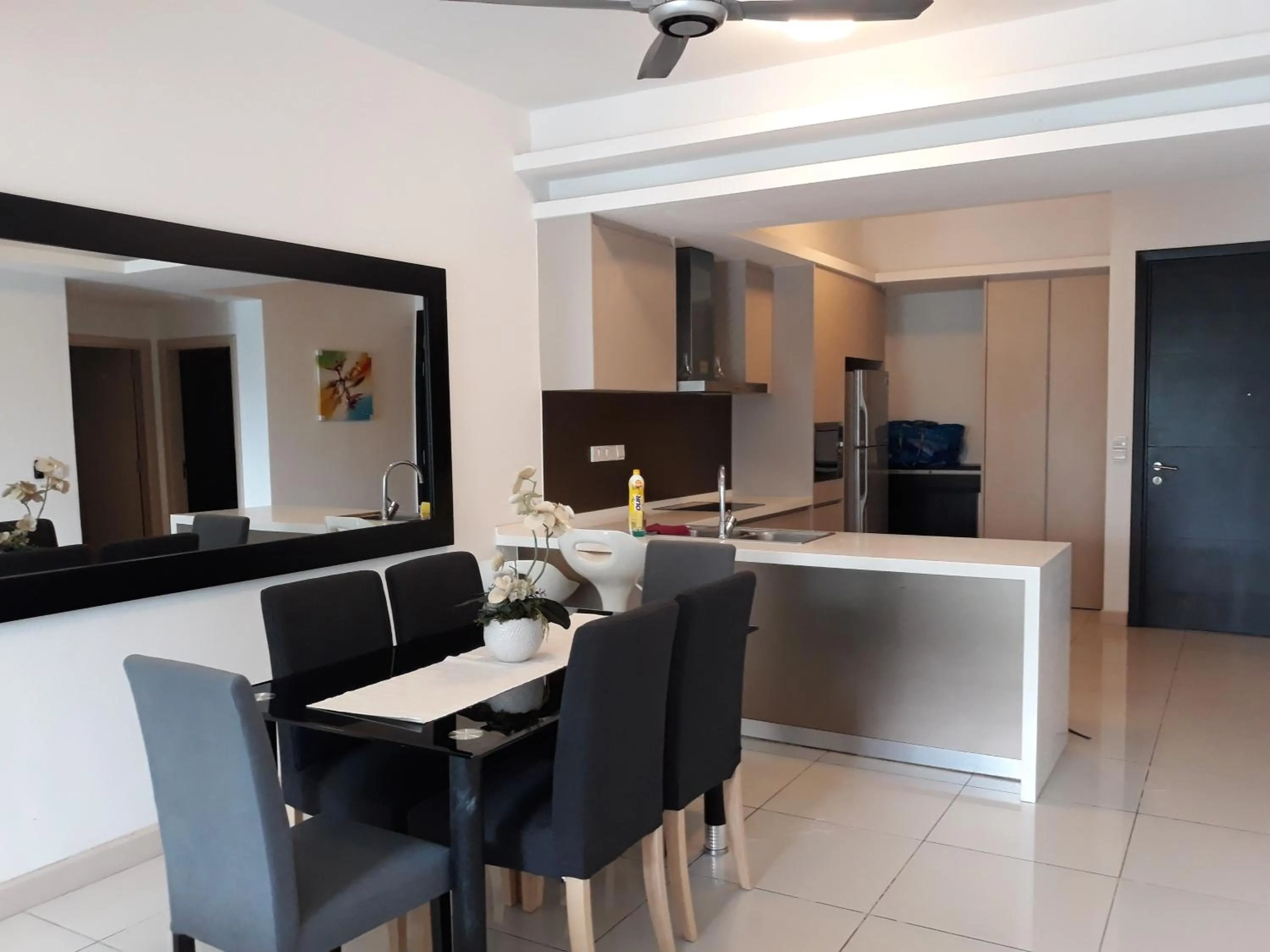 Kitchen or kitchenette in Holiday Heaven