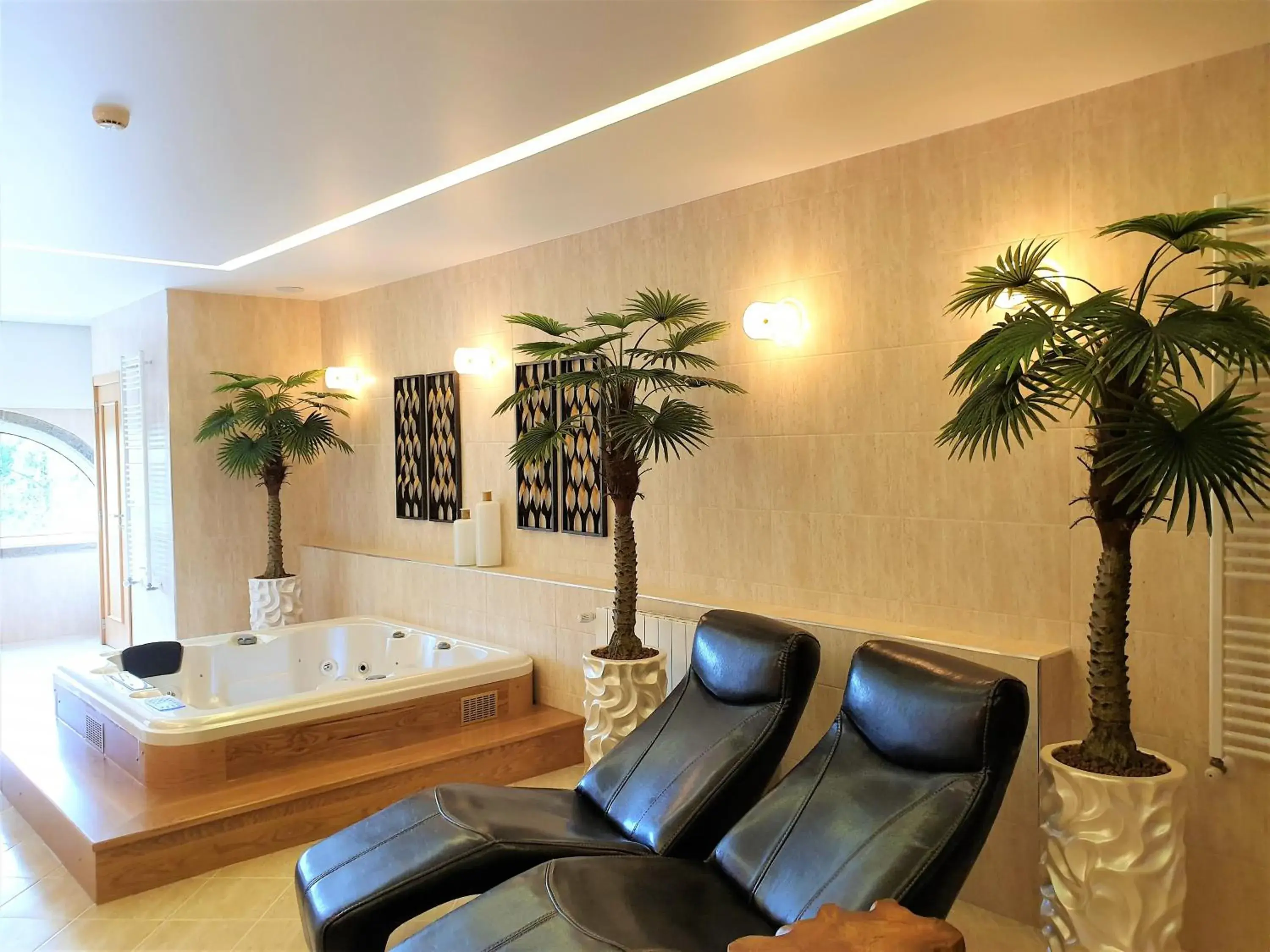 Spa and wellness centre/facilities in Quinta da Palmeira - Country House Retreat & Spa Spa and wellness centre/facilities in Quinta da Palmeira - Country House Retreat & Spa