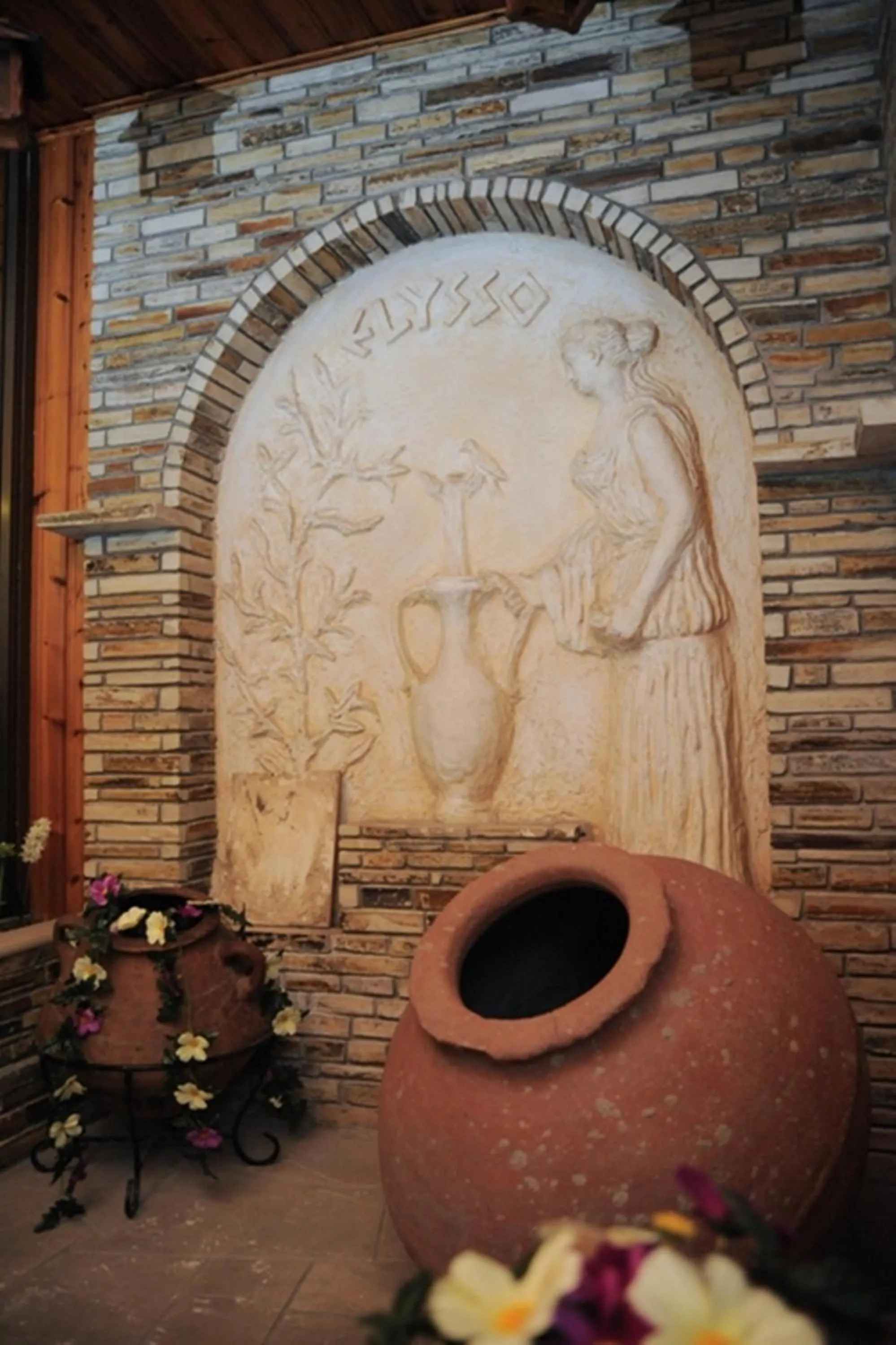 Decorative detail in Elysso Hotel