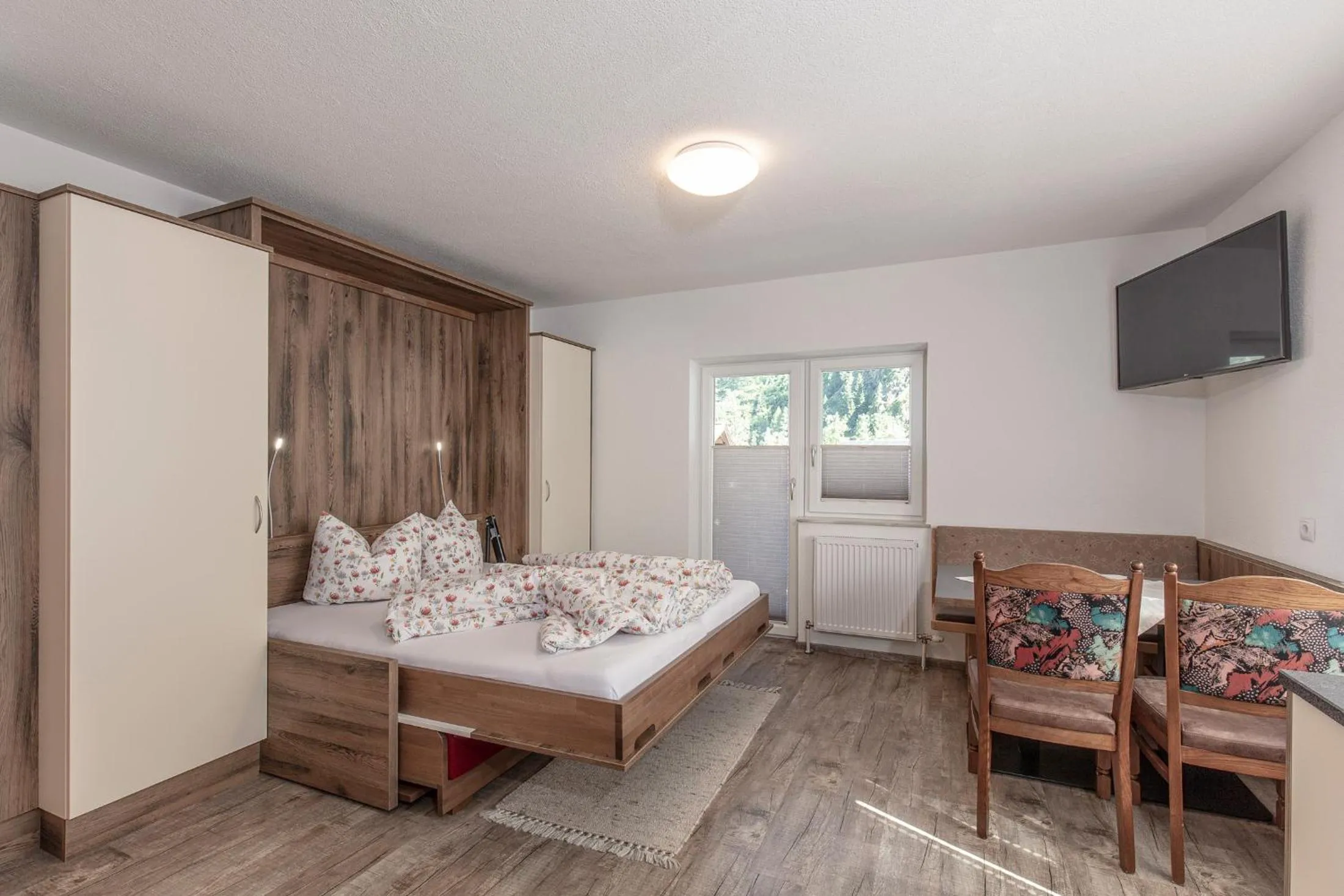 Living room, Bed in Apart Felsenhof