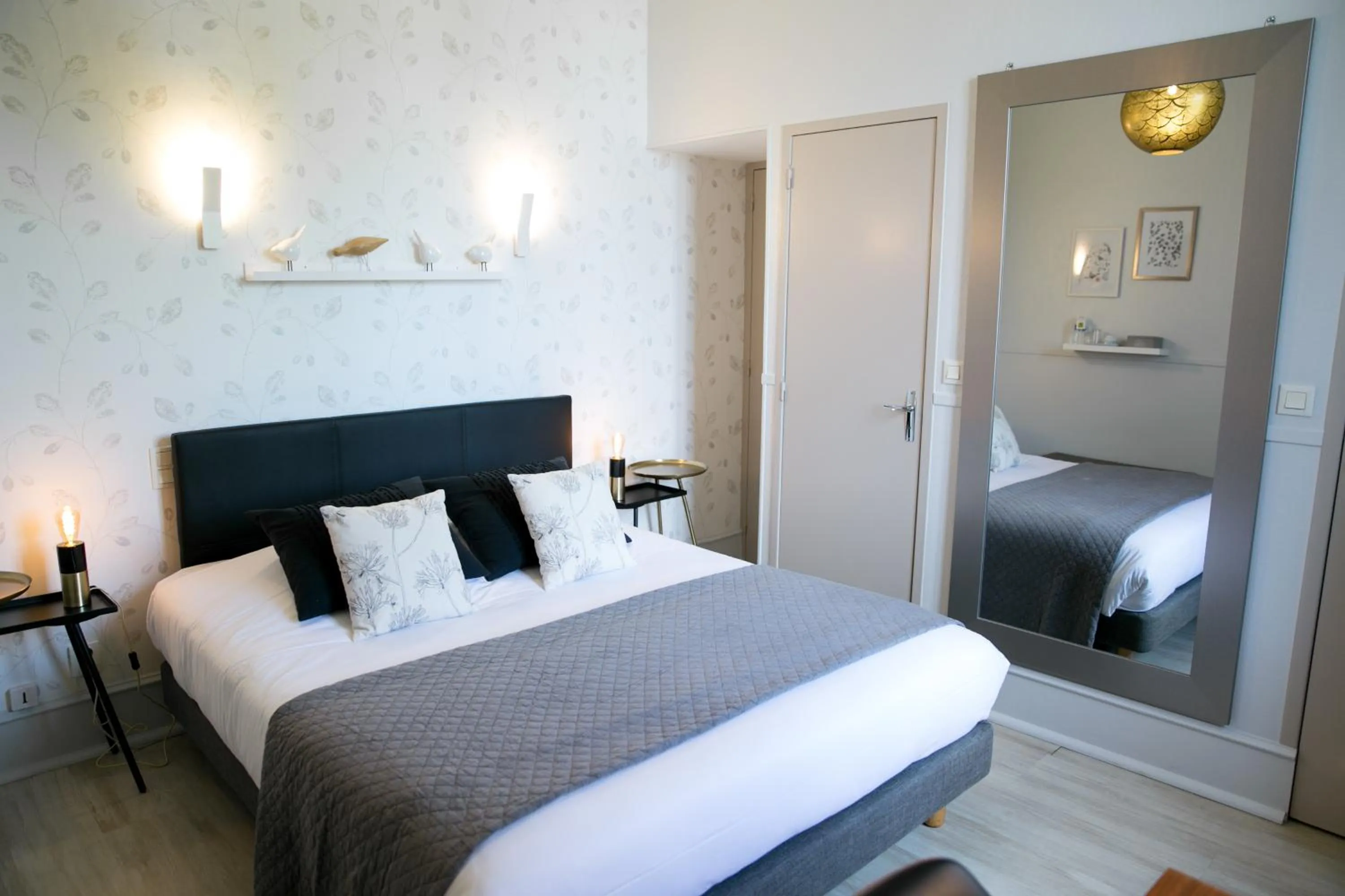 Logis Auberge De L'ombrée