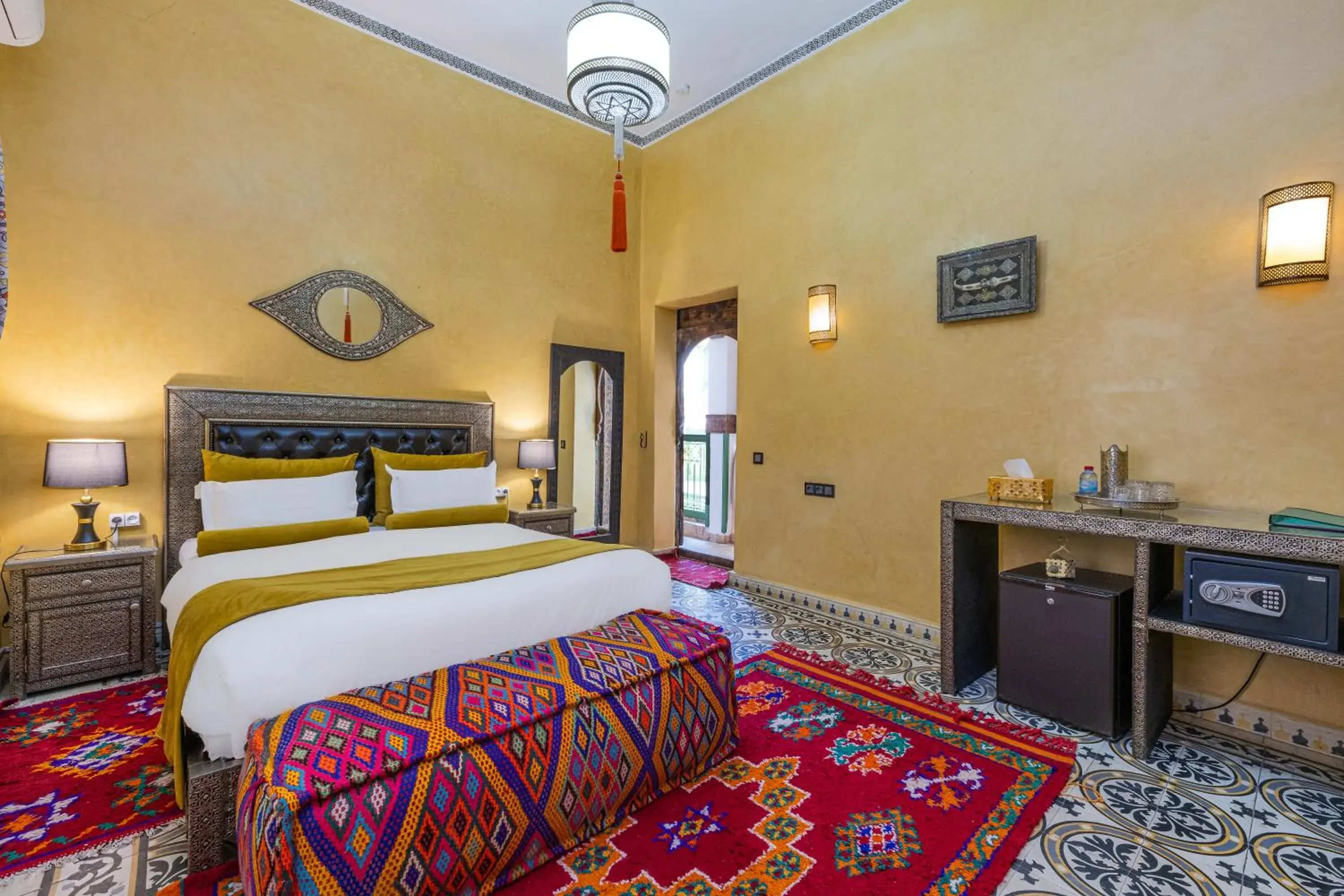 Photo of the whole room, Bed in Riad Luzia Photo of the whole room, Bed in Riad Luzia