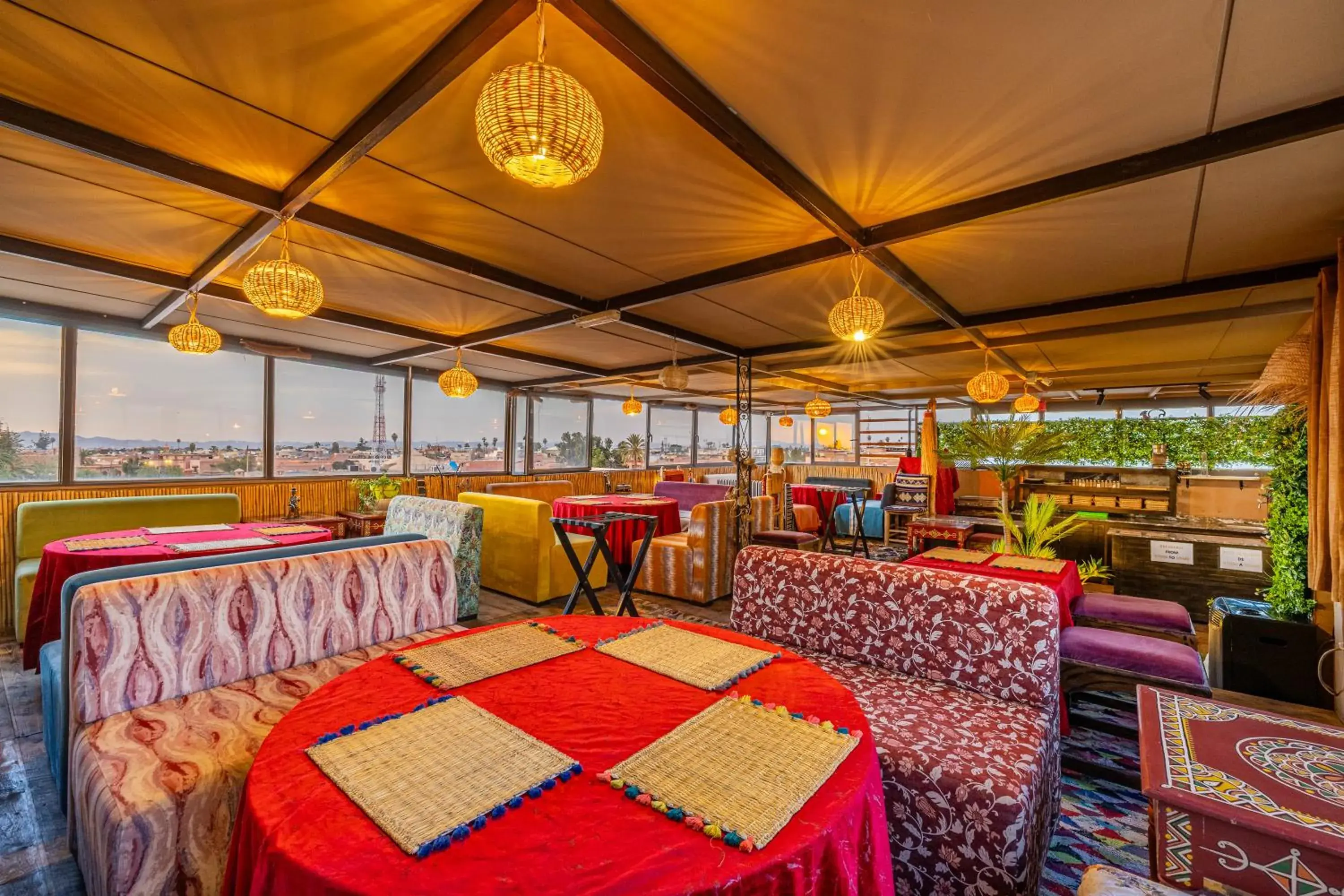 Restaurant/places to eat in Riad Luzia Restaurant/places to eat in Riad Luzia