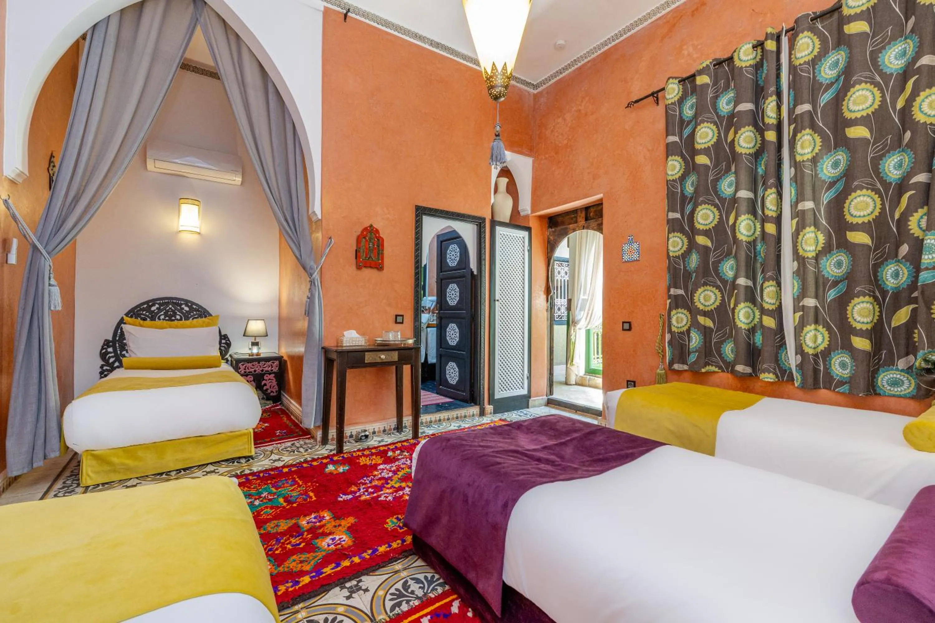 Photo of the whole room, Bed in Riad Luzia
