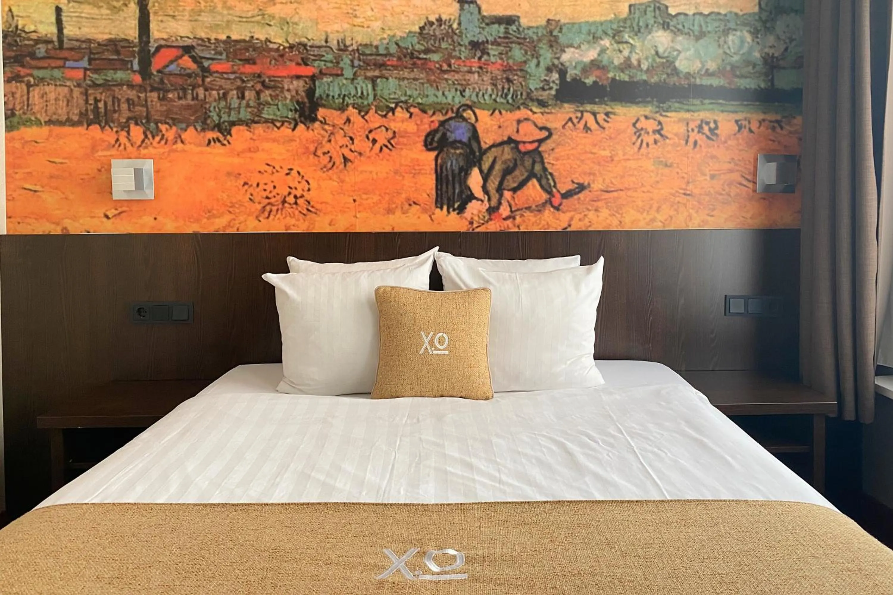 Bedroom, Bed in Hotel Van Gogh