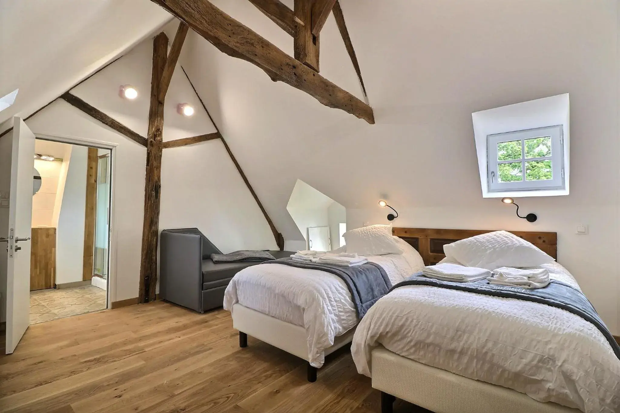 Deluxe Family Room - single occupancy in Chateau des Fontenelles Deluxe Family Room - single occupancy in Chateau des Fontenelles