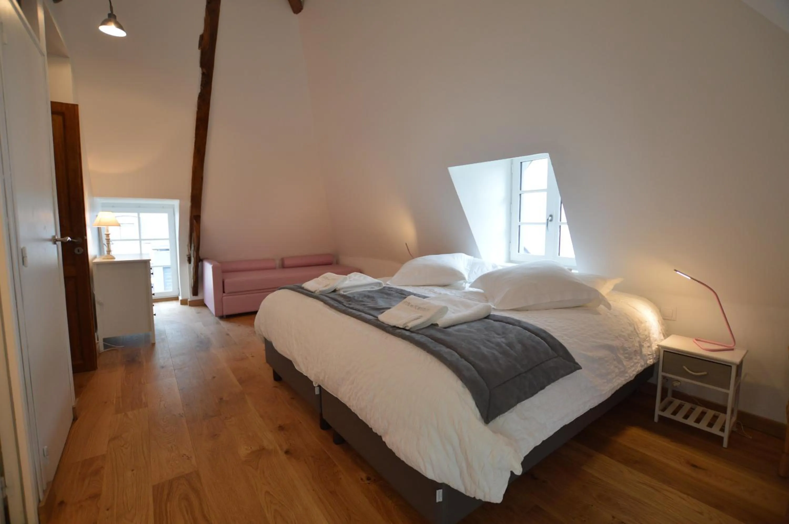 Bed in Chateau des Fontenelles