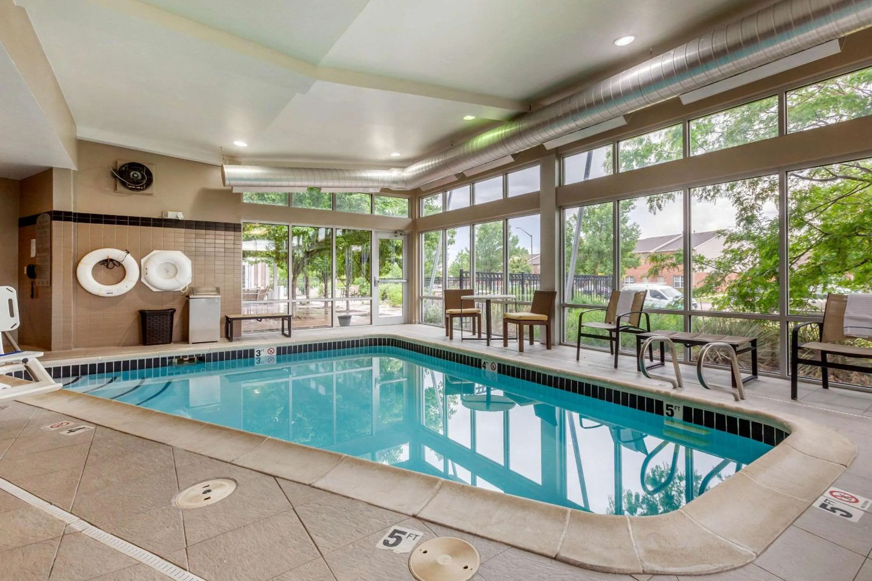 Swimming pool in Cambria Hotel Ft Collins