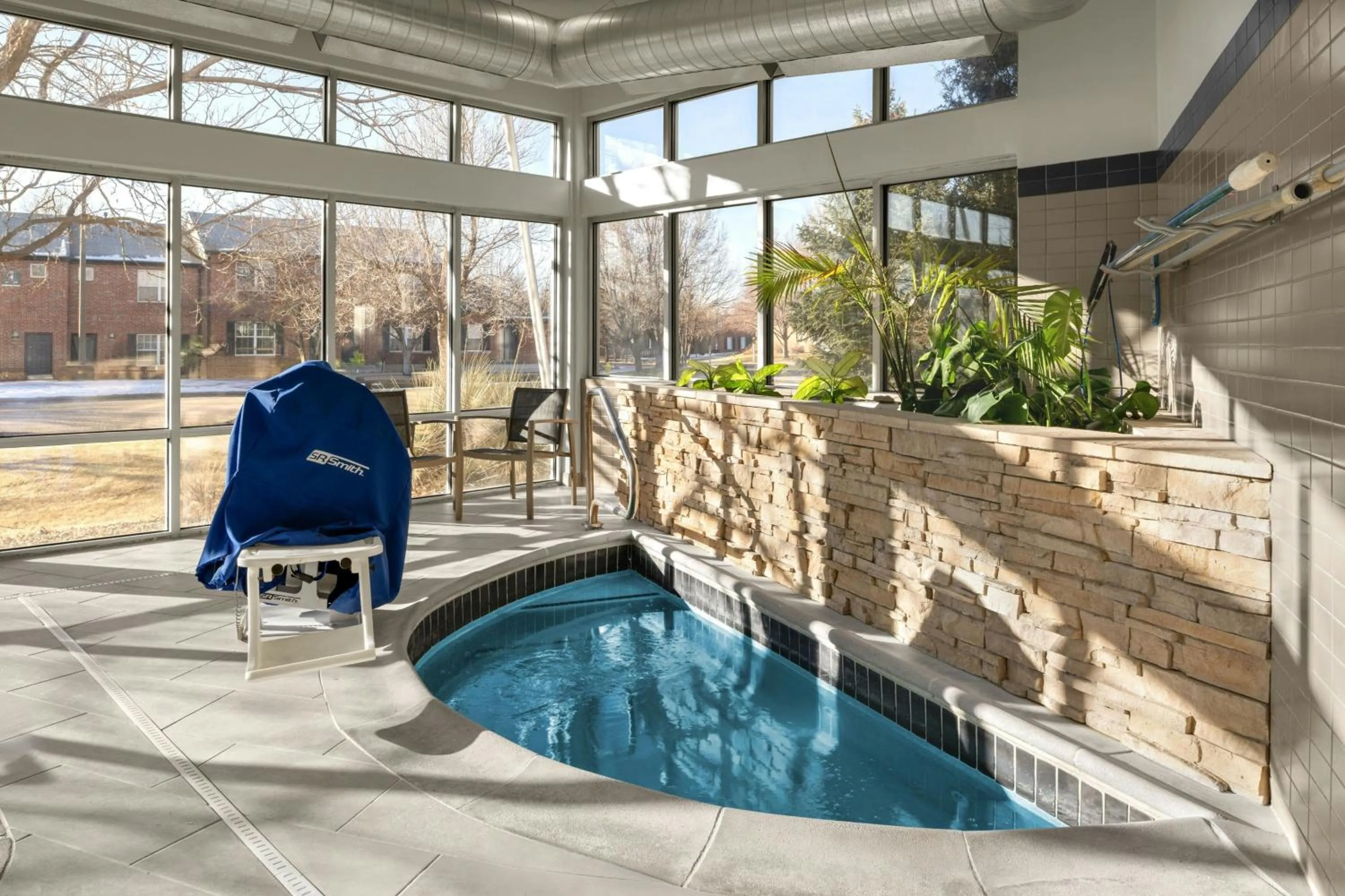 Swimming pool in SpringHill Suites by Marriott Fort Collins