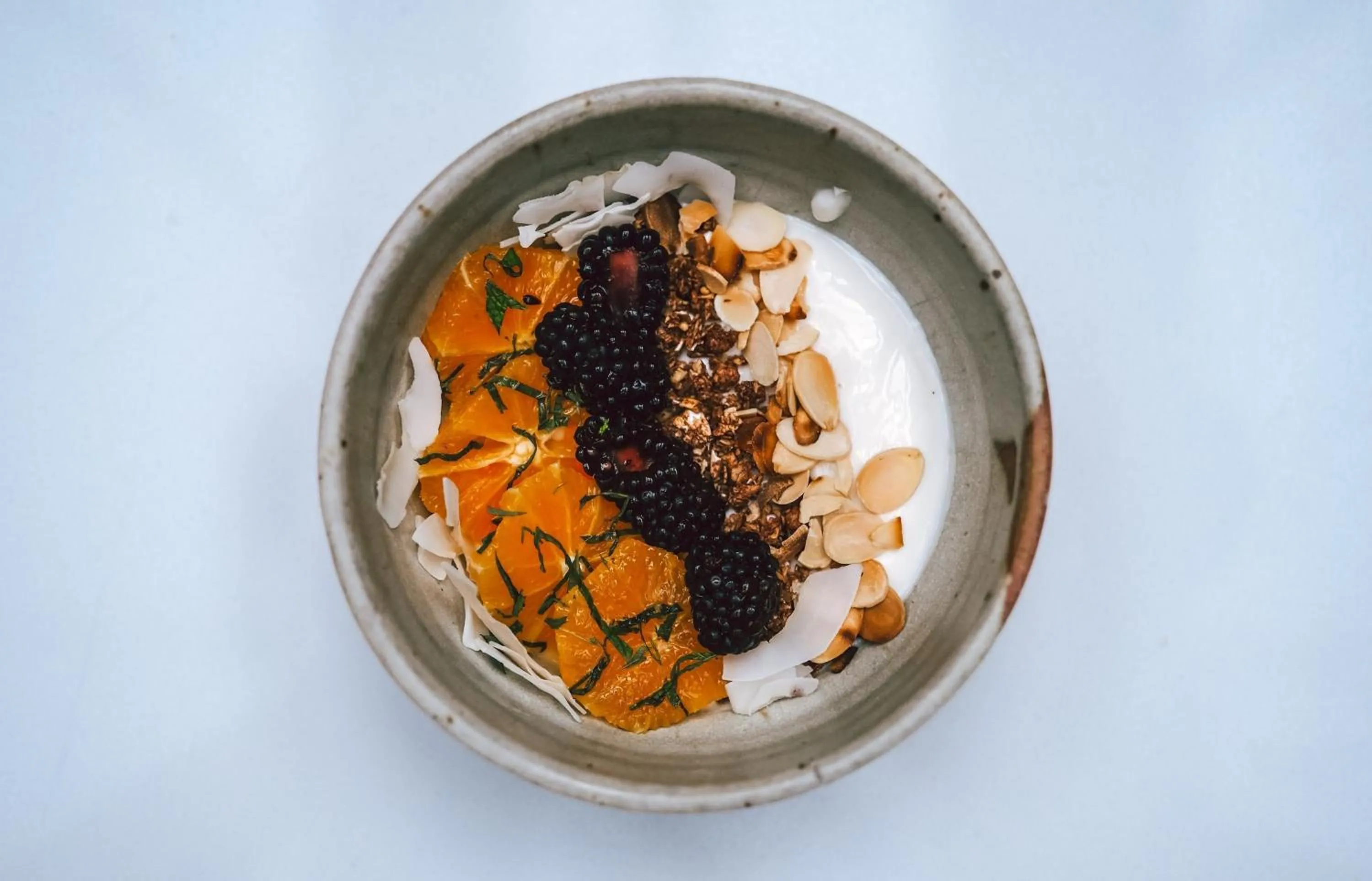 Restaurant/places to eat in El Rey Court