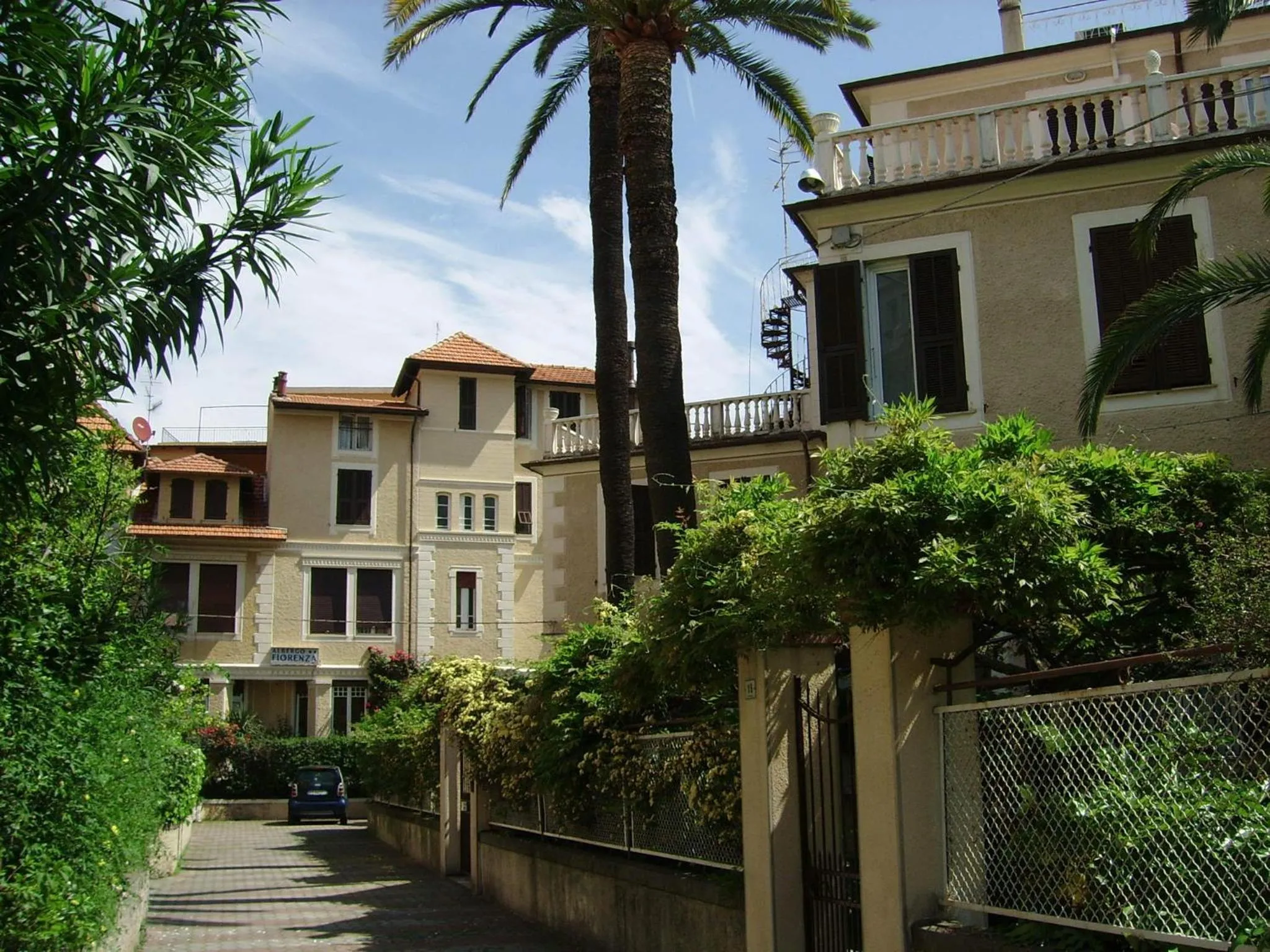 Hotel Fiorenza & Banksia Meublè