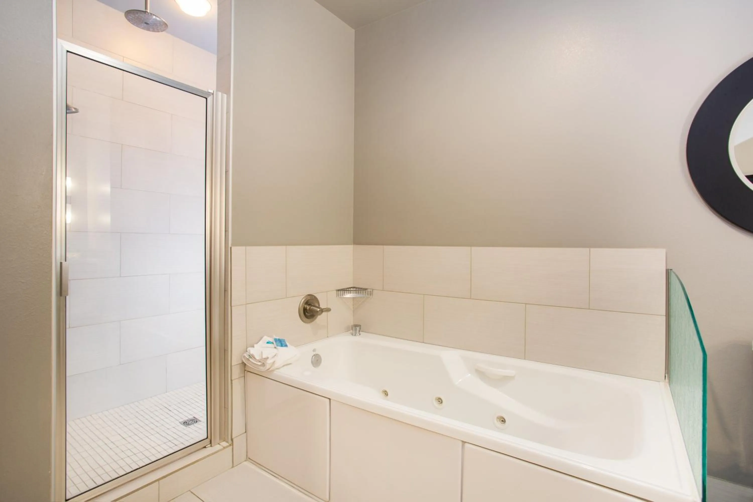 Bathroom in Holiday Inn Express & Suites Amarillo West by IHG