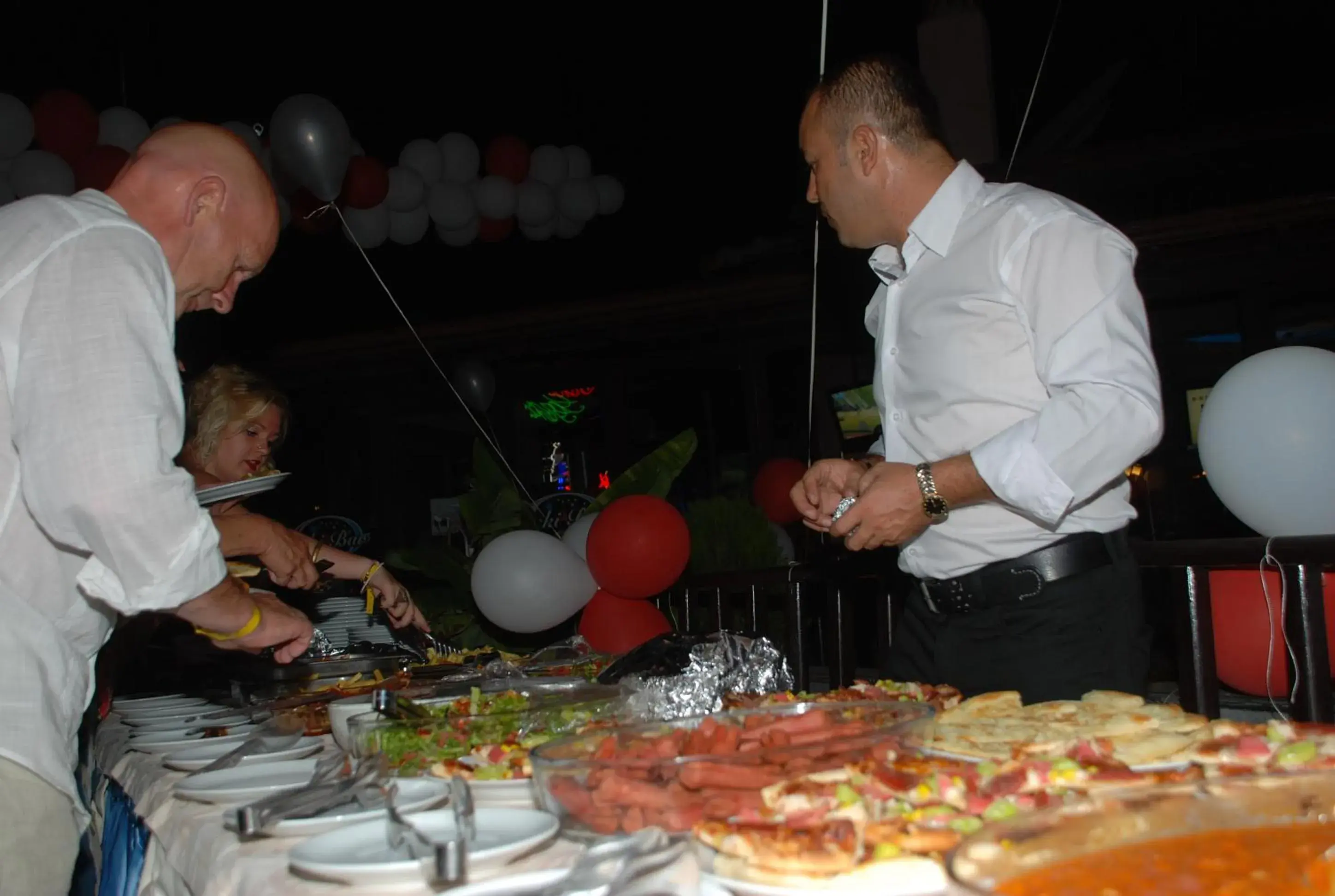 Restaurant/places to eat in Hisar Holiday Club Restaurant/places to eat in Hisar Holiday Club